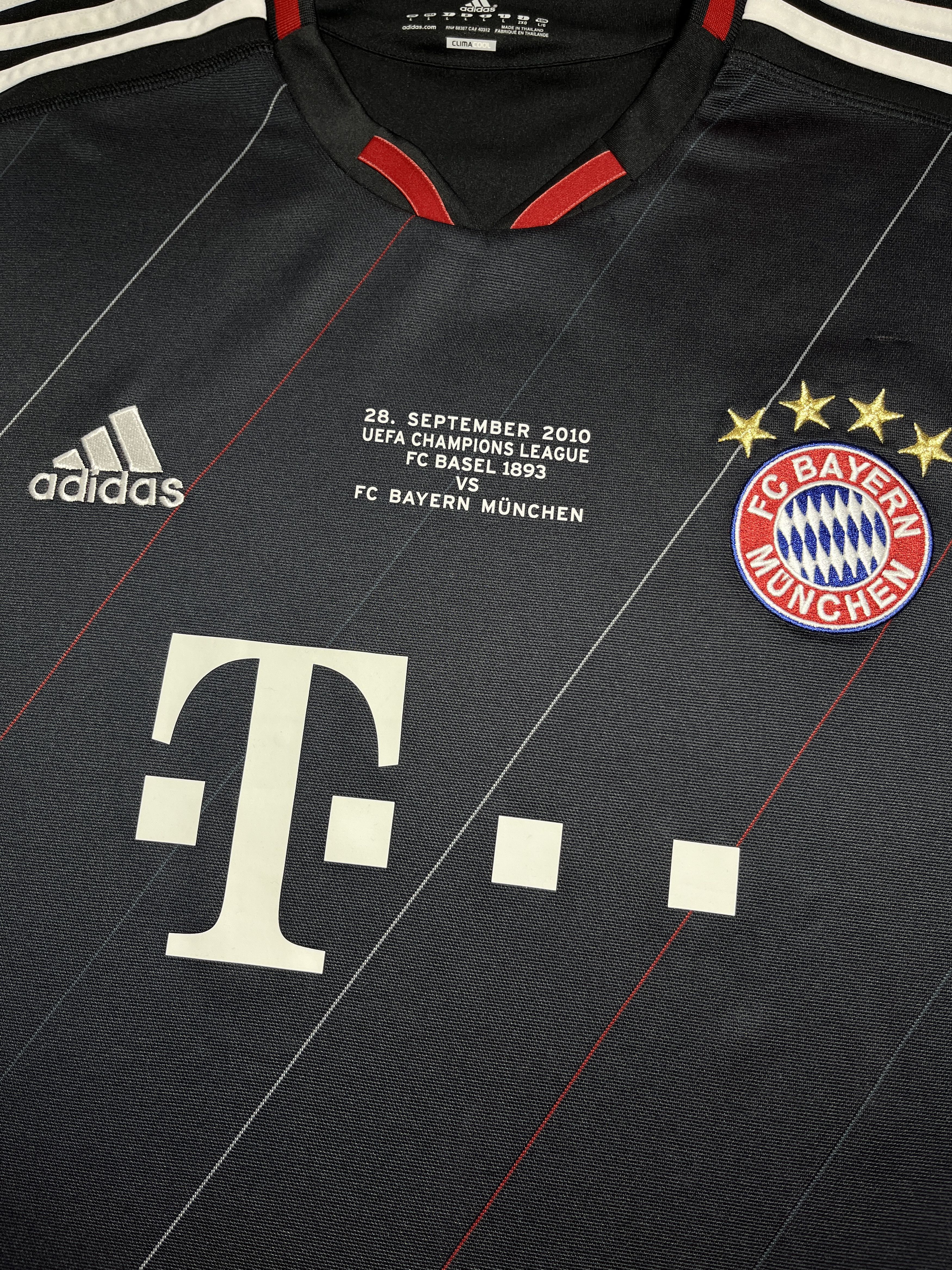 Bayern Munich 10-11 3rd Match Issue Champions League Jersey