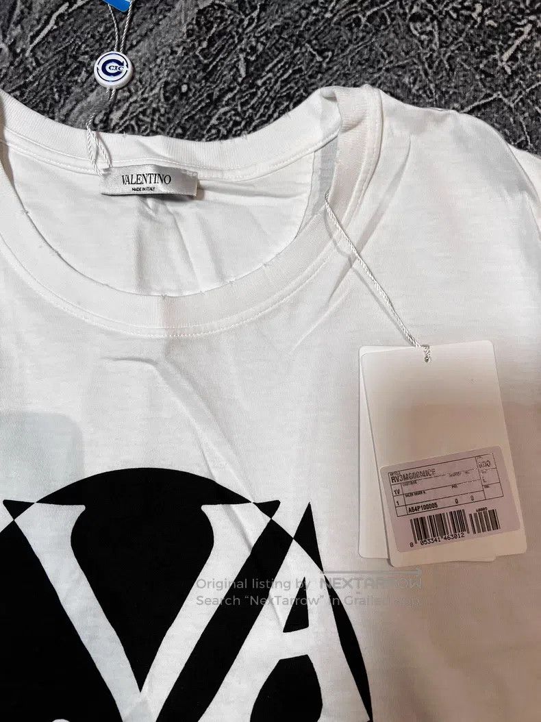 Valentino Valentino White crew neck T-shirt Size L / US 10 / IT 46 - 2 Thumbnail