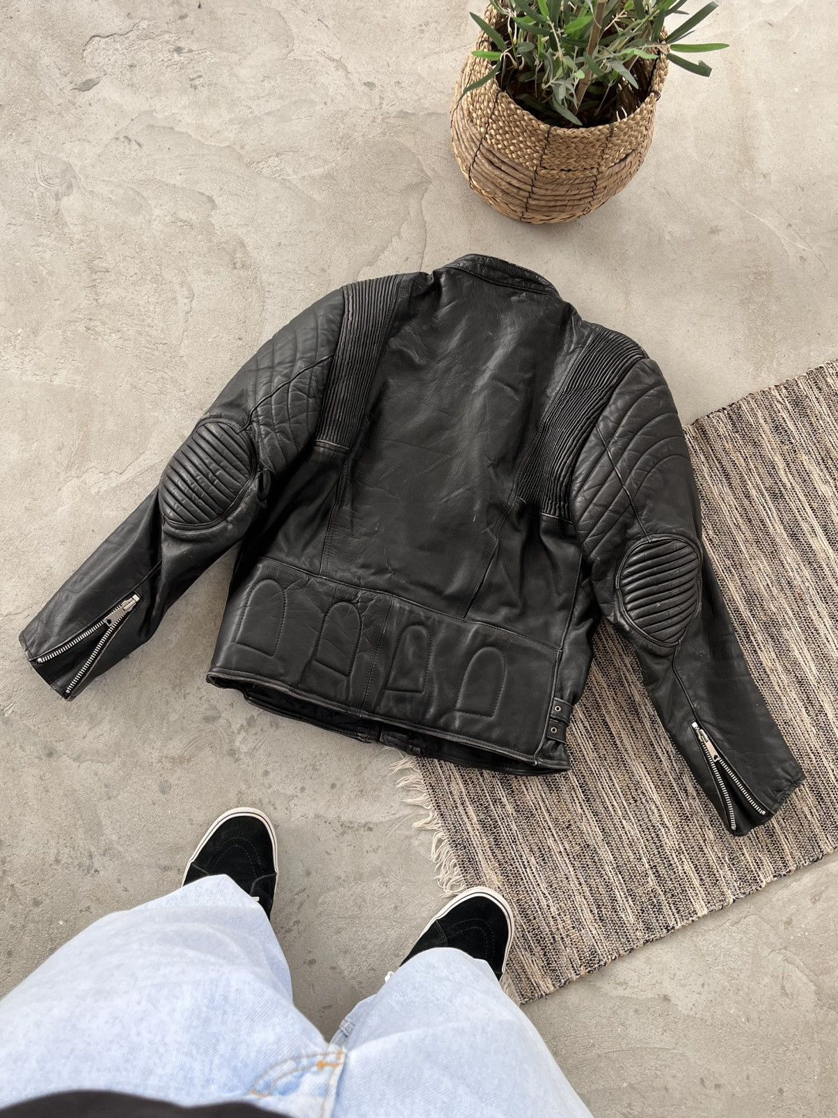 Genuine Leather Vintage Harley Davidson style Faded Black Moto Bomber Jacket Size US L / EU 52-54 / 3 - 4 Thumbnail