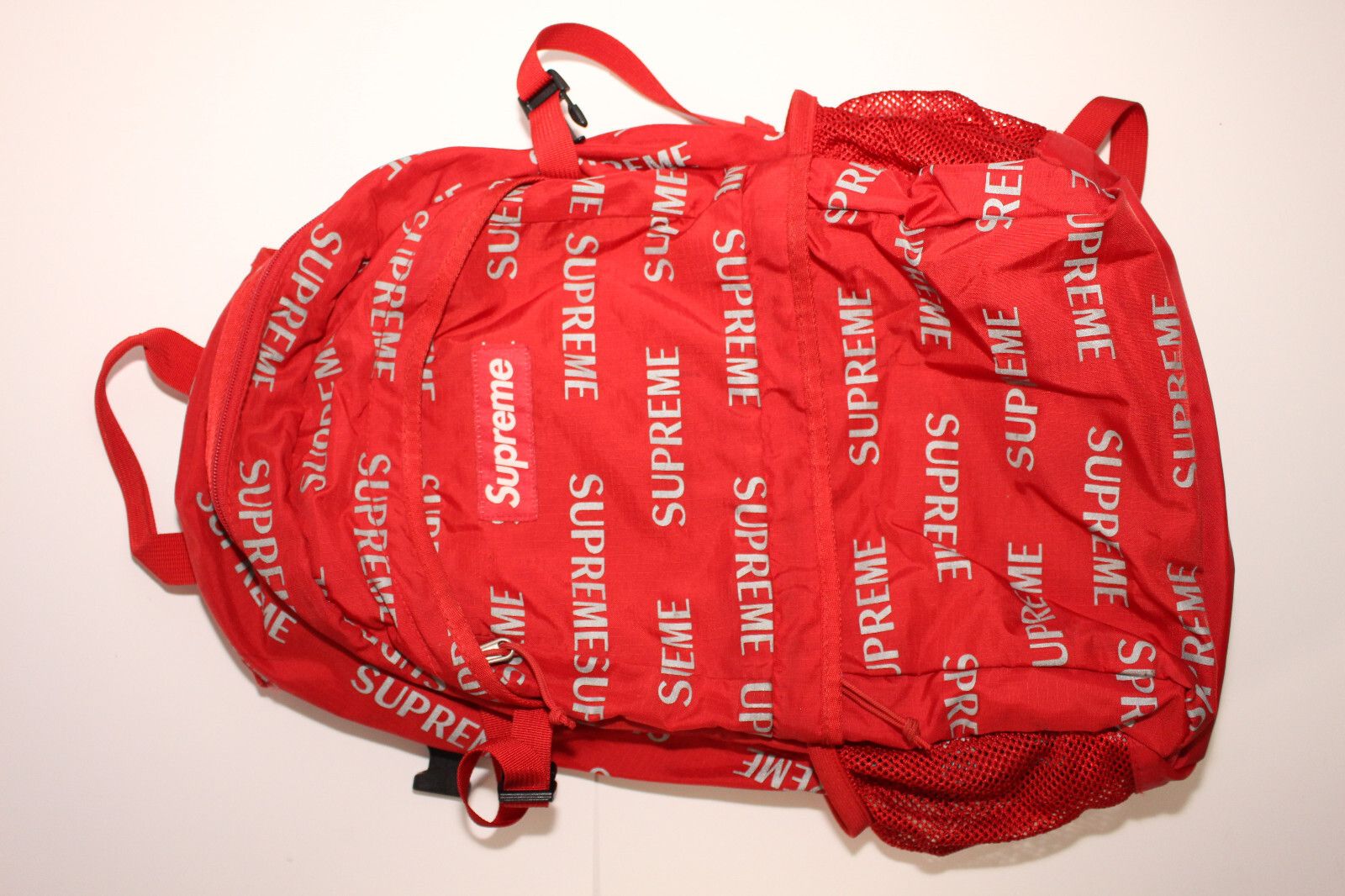 Supreme Supreme Backpack - 3M Reflective Repeat Logo 2016 (FW16) Size ONE SIZE - 2 Thumbnail