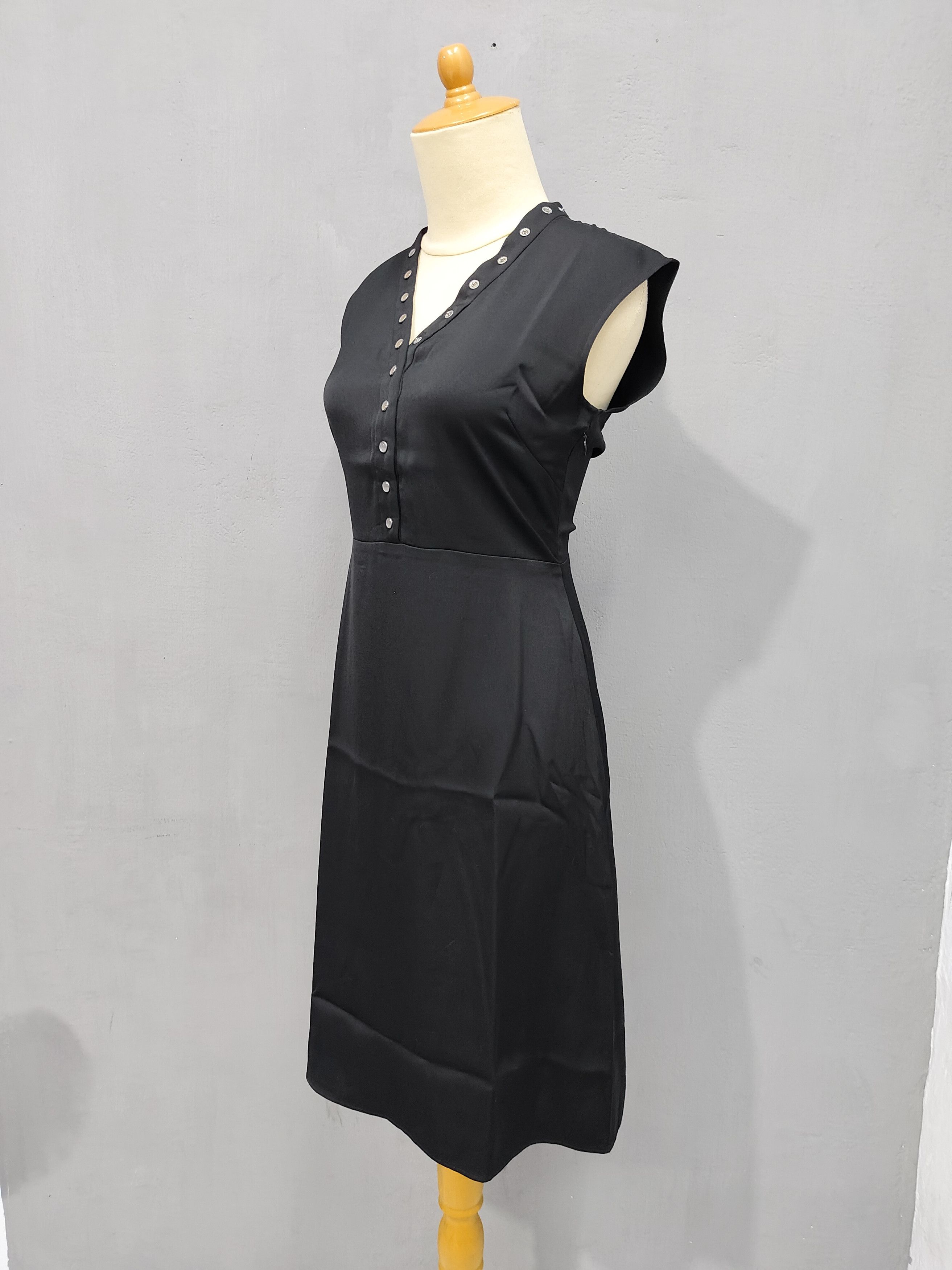 agnes b. 90s Agnes B- Archive Pearl Button Minimalist Dress Size S / US 4 / IT 40 - 3 Thumbnail