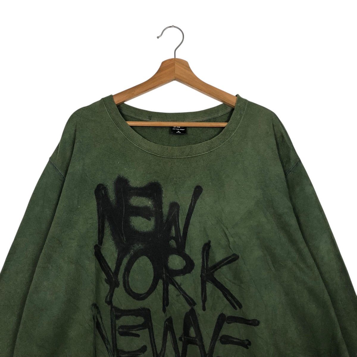 Jean-Michel Basquiat Vintage Sweatshirt Jean Michel Basquiat Big Logo Over Print Size US XXL / EU 58 / 5 - 4 Thumbnail