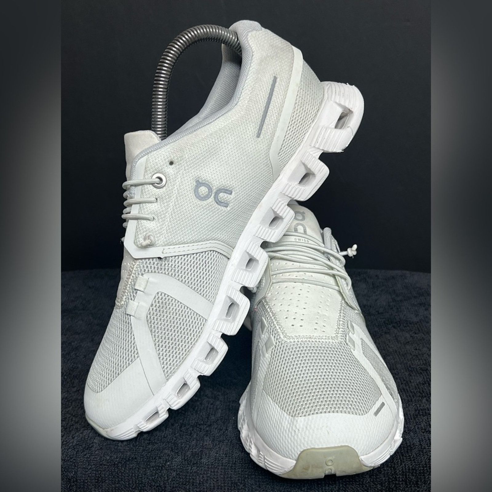 On ON Running Women's Cloud 5 Ice White Size 8.5 Running Shoes Size US 8.5 / IT 38.5 - 3 Thumbnail