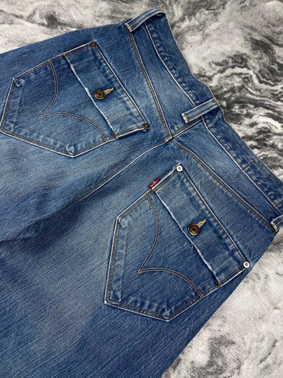 Levi's Vintage Levi’s Engineered Twisted Seams Cinch Denim Jeans Size US 31 - 4 Thumbnail