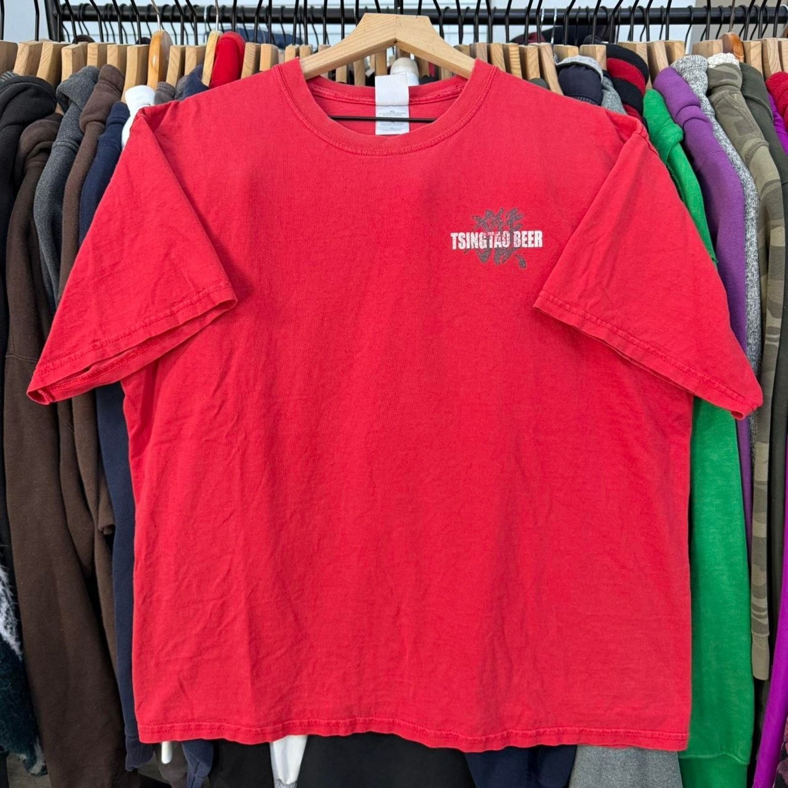 Gildan Vintage 2004 Year of the Monkey Shirt With Faded Graphic Red Size US XL / EU 56 / 4 - 3 Thumbnail