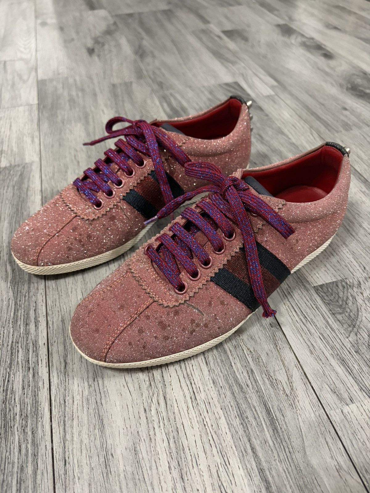 Gucci Gucci Bambi Pink Glitter Low-Top Sneakers Size US 6 / IT 36 - 1 Thumbnail