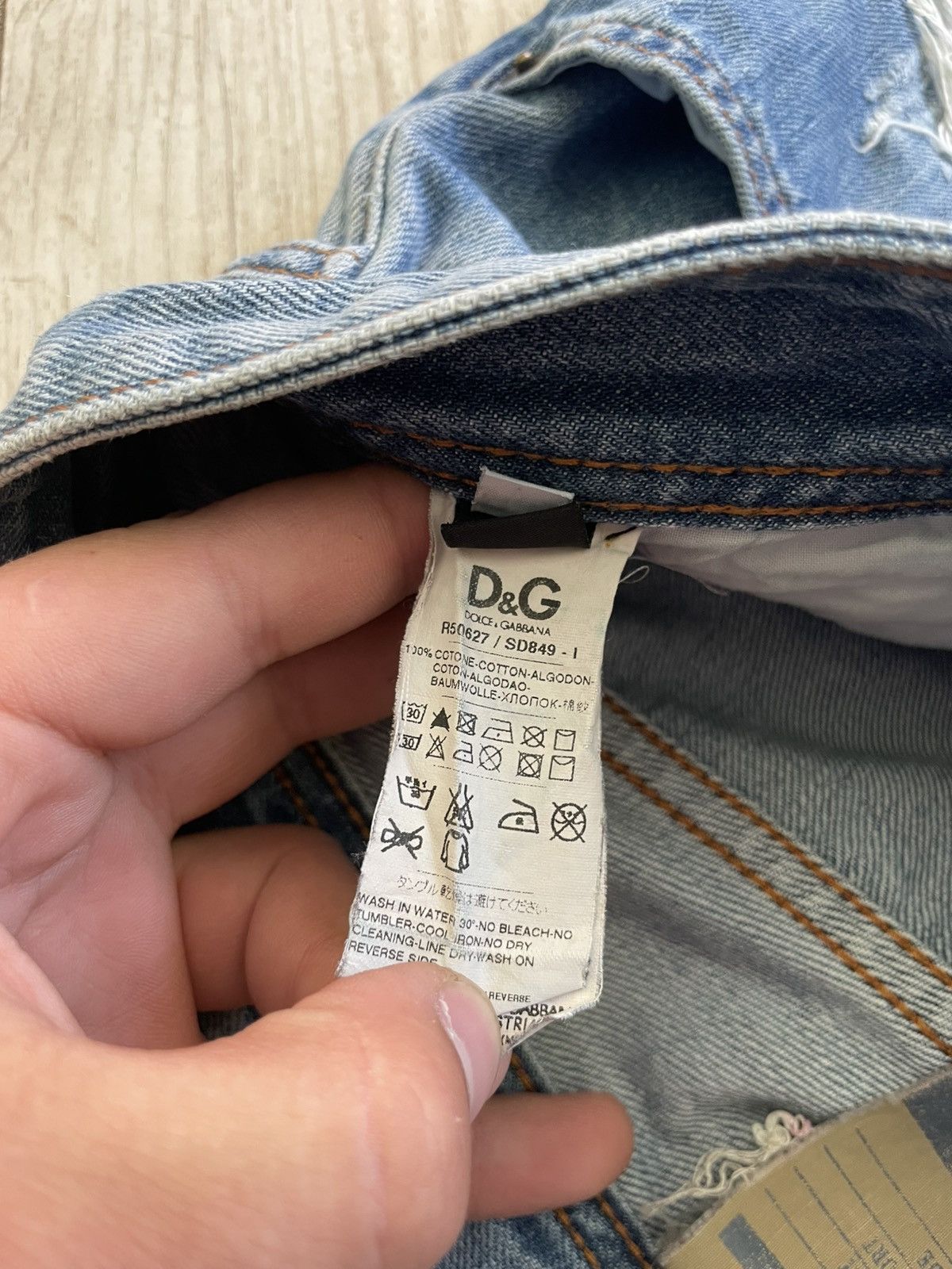 Dolce & Gabbana Dolce & Gabbana Distressed Jeans Size US 33 - 22 Thumbnail