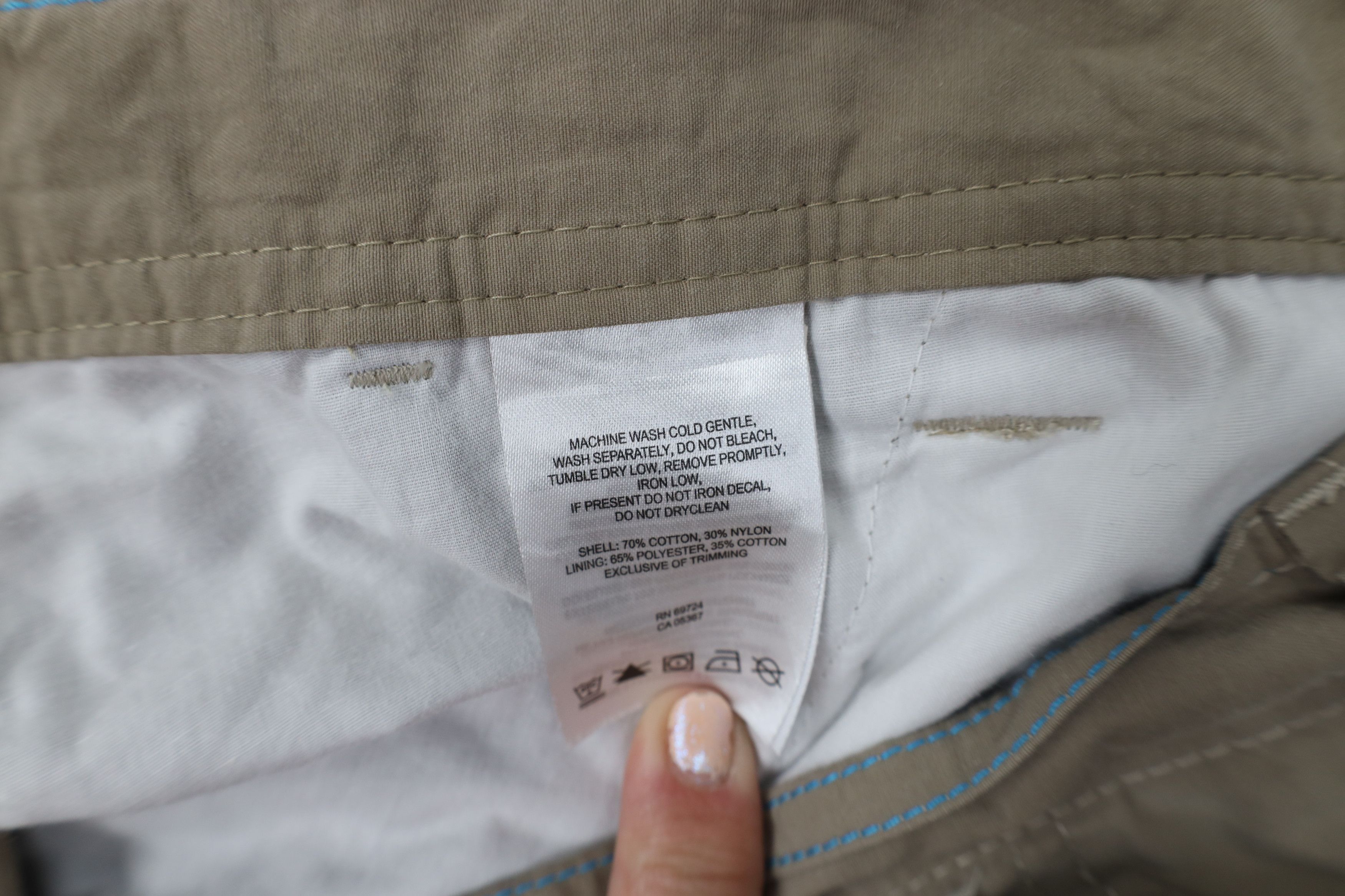 Columbia Vintage Y2K Columbia Trekking Hiking Cargo Shorts Beige Size US 32 / EU 48 - 7 Thumbnail