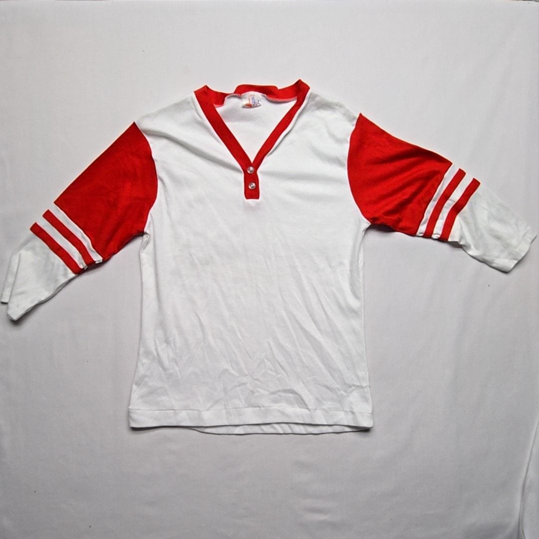 Vintage Vintage Le Riche Blank Henley Shirt Red White Striped L Tee Size L / US 10 / IT 46 - 1 Thumbnail