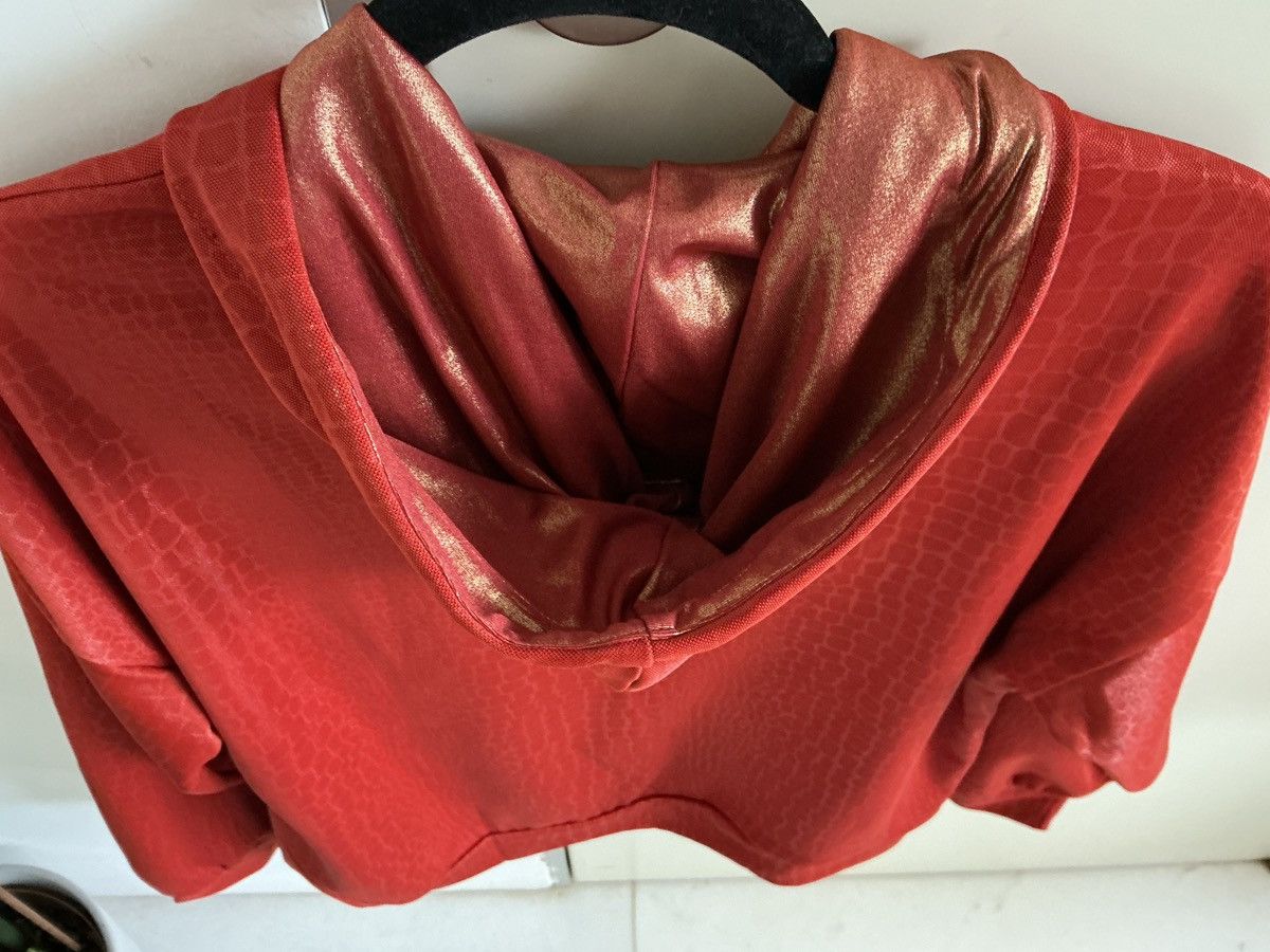 Other Luxury‑Vibe Red Hoodie w/ Gold Accents / size M Size M / US 6-8 / IT 42-44 - 9 Thumbnail