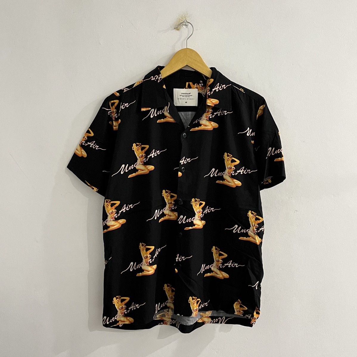 Japanese Brand Underair Naked Girl Button Up shirt Size US M / EU 48-50 / 2 - 1 Thumbnail