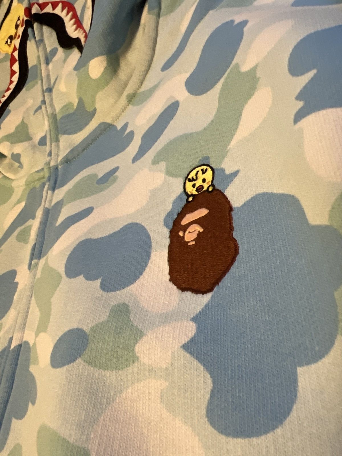 Bape SUPER RARE BAPE X STRAY KIDS LIGHT BLUE SHARK FULL ZIP Size US XL / EU 56 / 4 - 6 Thumbnail