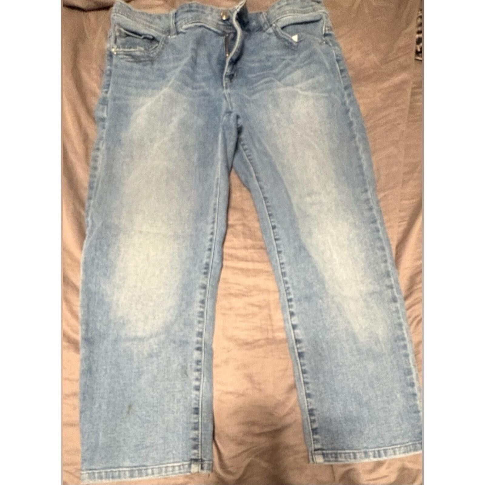 Chicos Chico's 'So Slimming' Cropped JeansSize 1.5 Size 32" / US 10 / IT 46 - 2 Thumbnail
