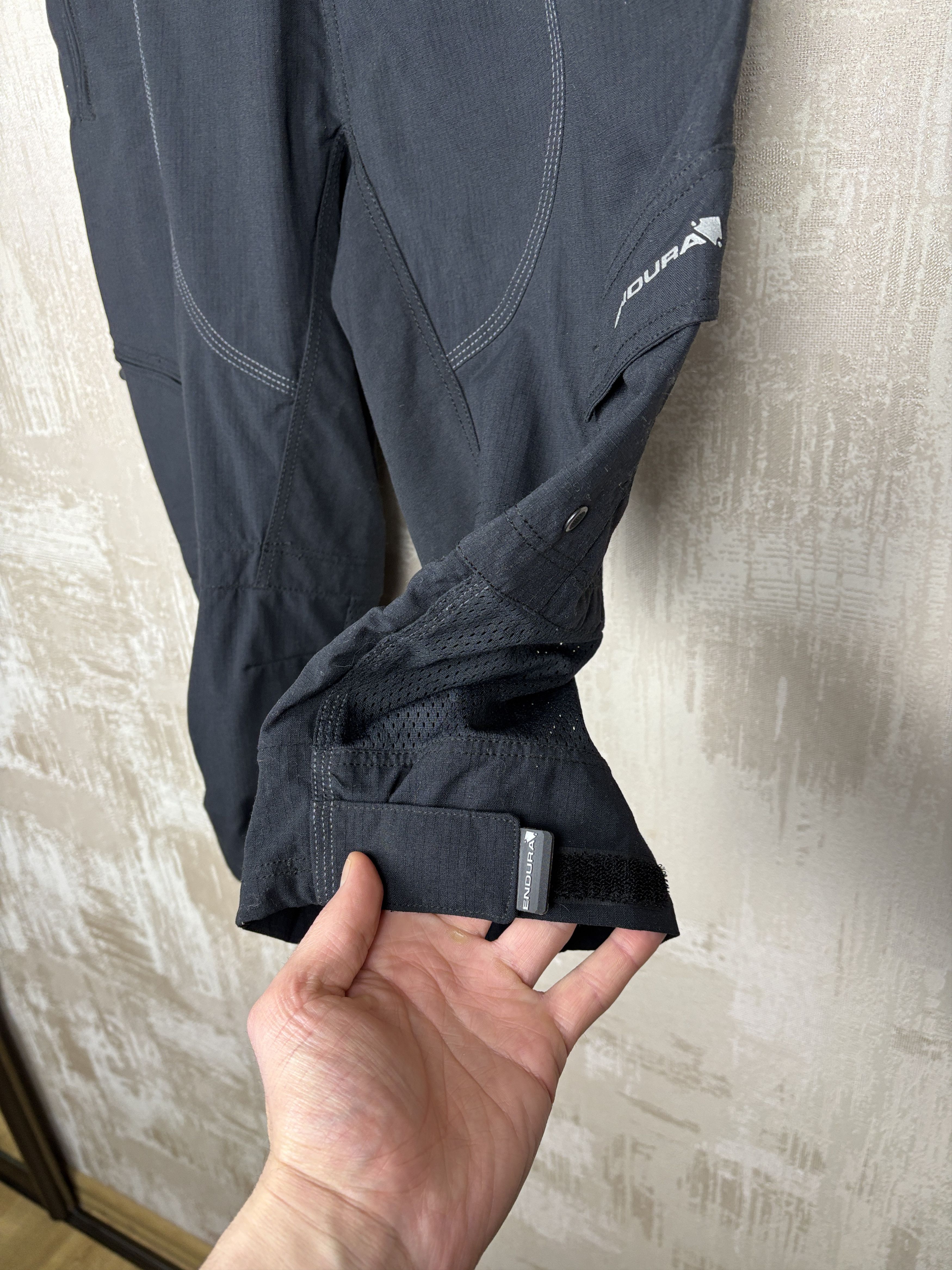 Bicycle Endura MTB Cycling Shorts Mountine Bike Size US 30 / EU 46 - 16 Thumbnail