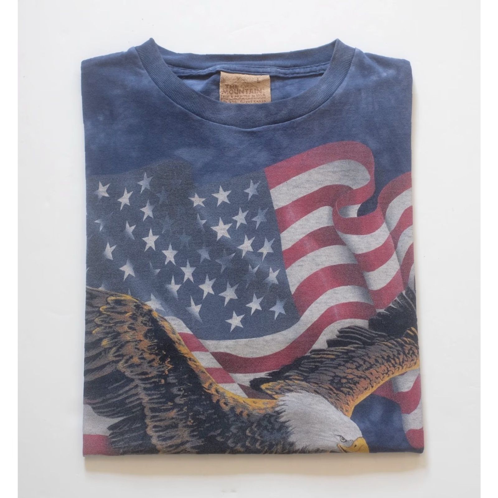 The Mountain VINTAGE The Mountain VTG 90s RETRO EAGLE AMERICAN USA FLAG TIE DYE AOP BLUE T SHIRT XL Mens Size US XL / EU 56 / 4 - 5 Thumbnail