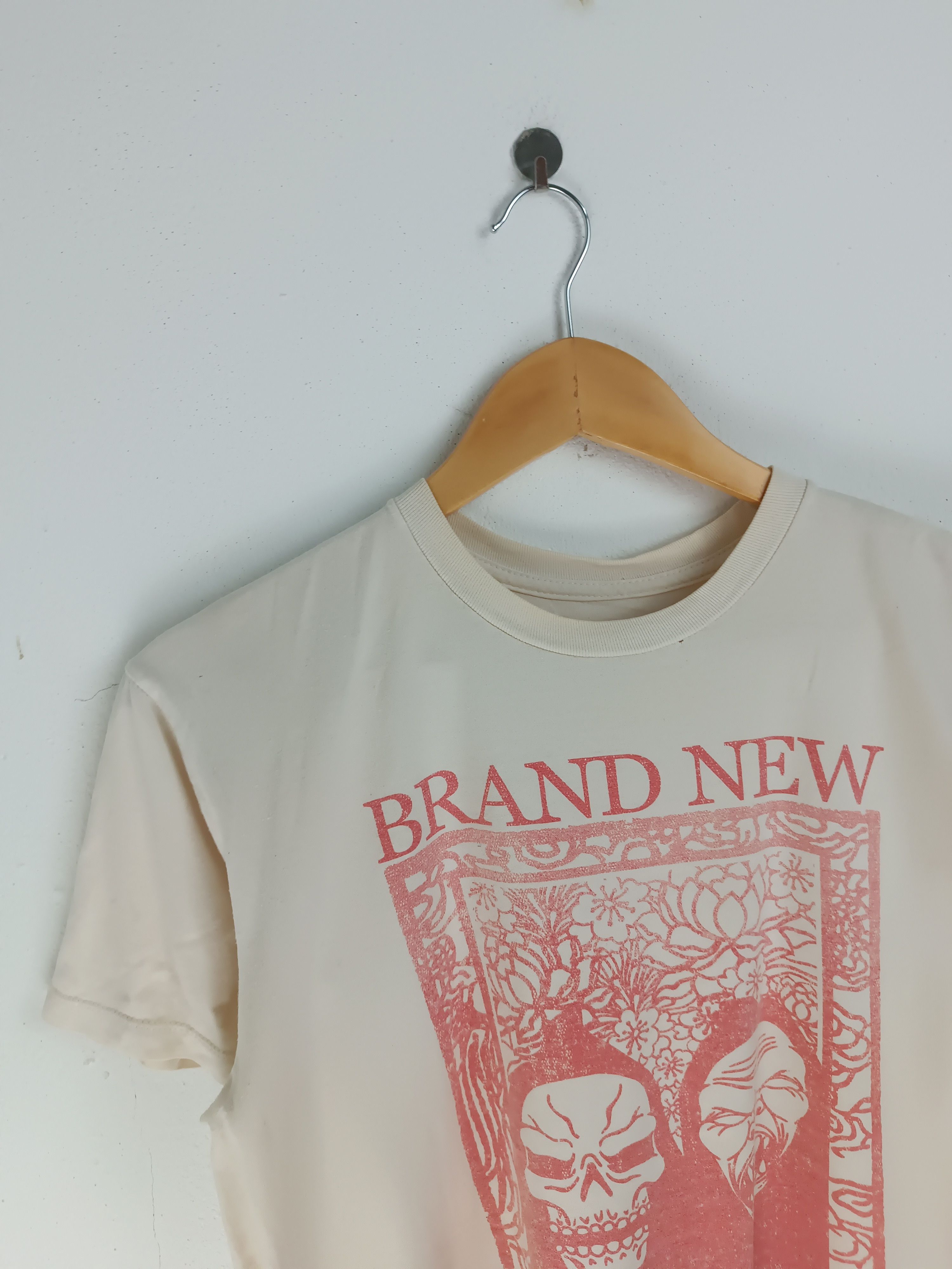 Band Tees VINTAGE BRAND NEW ROCK TEE thrice used alkaline Size US M / EU 48-50 / 2 - 5 Thumbnail