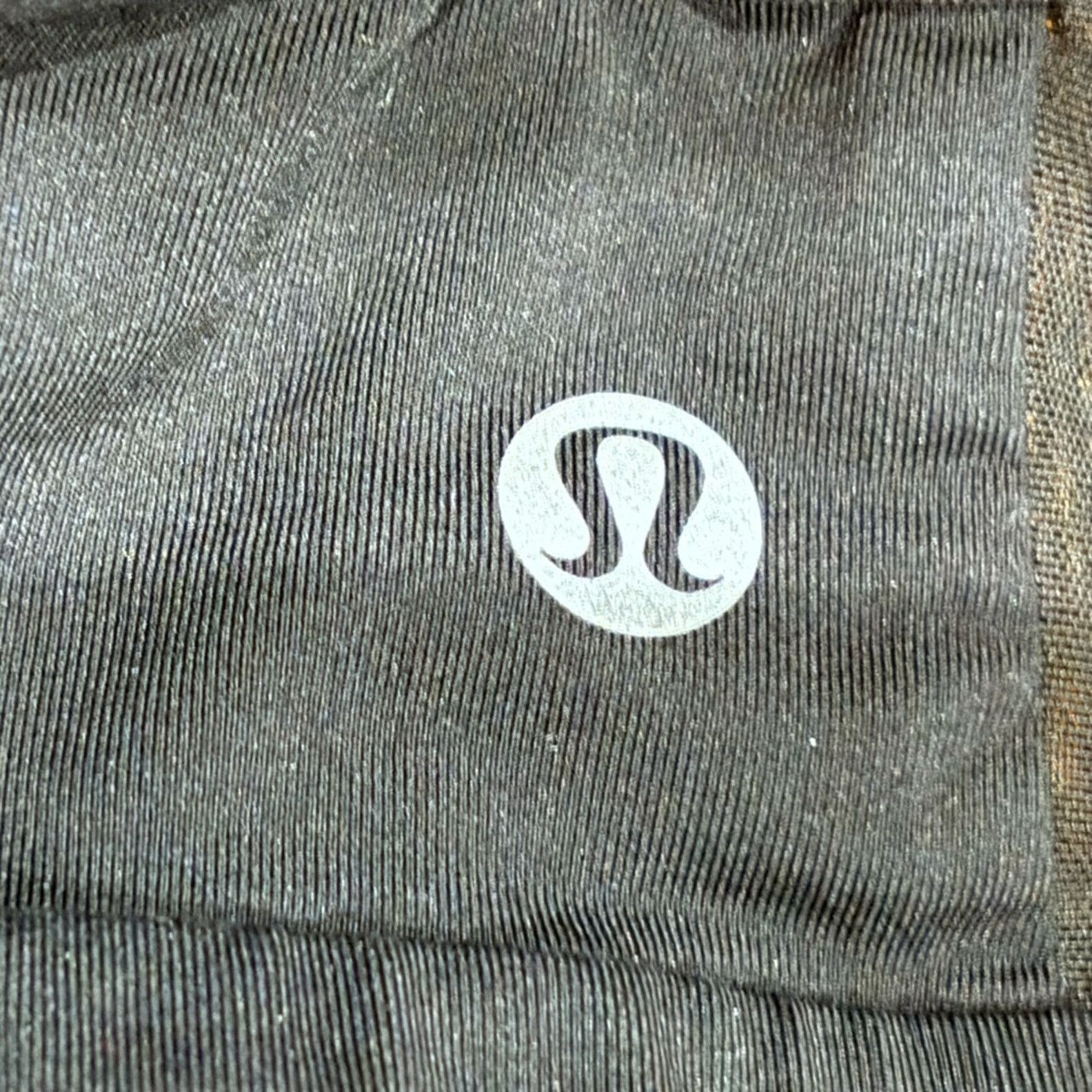 Lululemon LULULEMON Black Speed Up High Support Sports Bra Sz 8 Size ONE SIZE - 3 Thumbnail