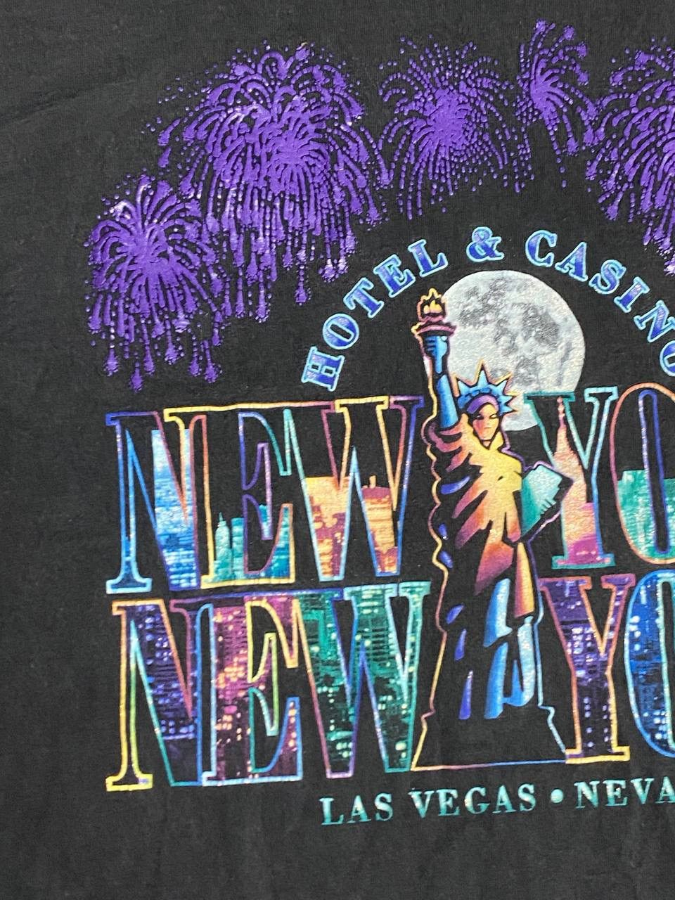Vintage 90s New York New York Hotel & Casino Las Vegas T-Shirt sz XL Size US XL / EU 56 / 4 - 7 Thumbnail