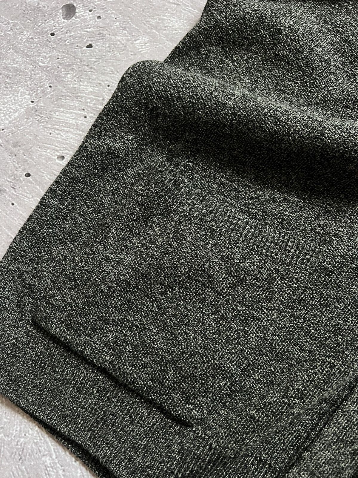 Lacoste Vintage Lacoste 1980s wool and acrylic knit cardigan, size 9 Size US XXL / EU 58 / 5 - 6 Thumbnail