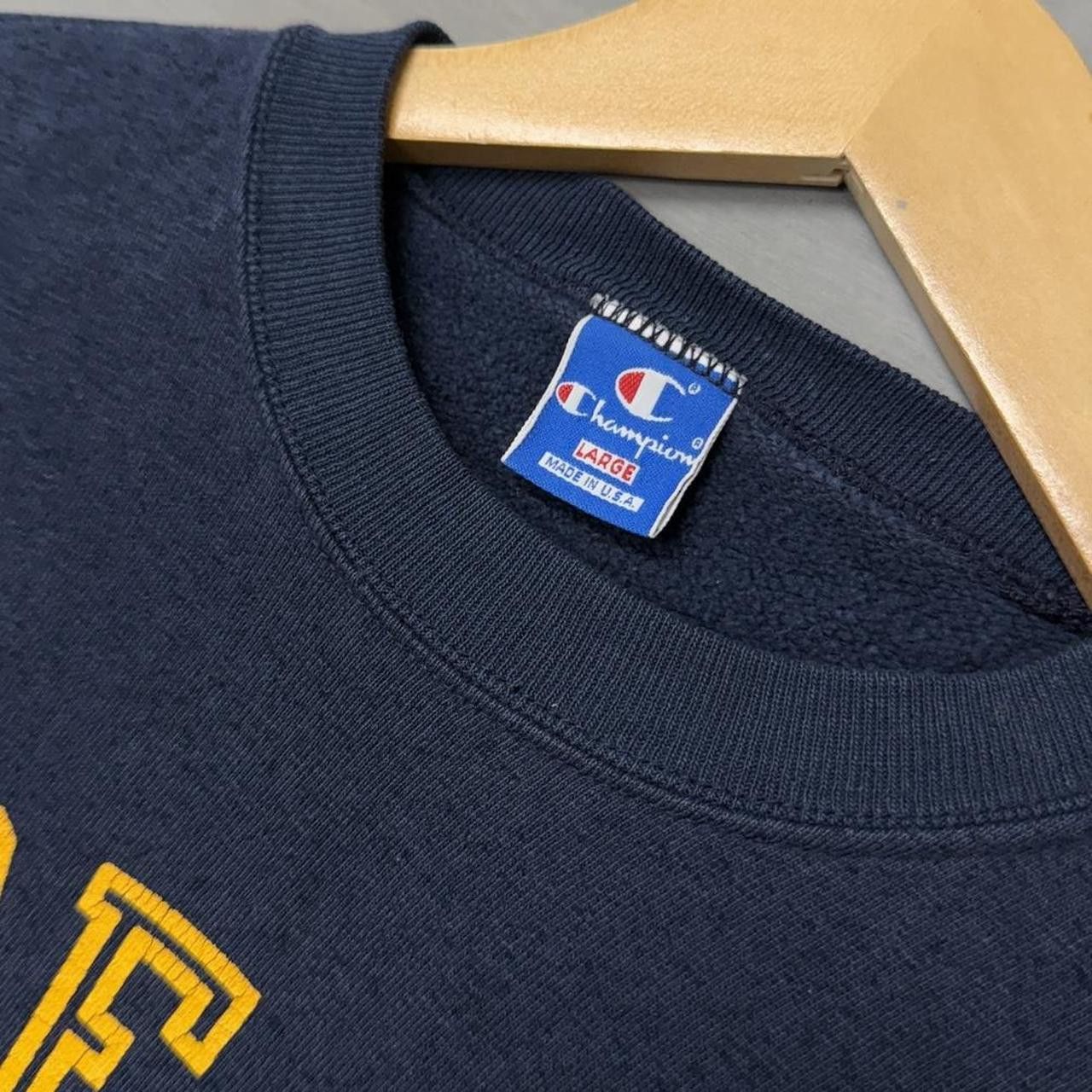 Champion Vintage Champion Running Man Notre Dame Sweatshirt Large Size US L / EU 52-54 / 3 - 3 Thumbnail