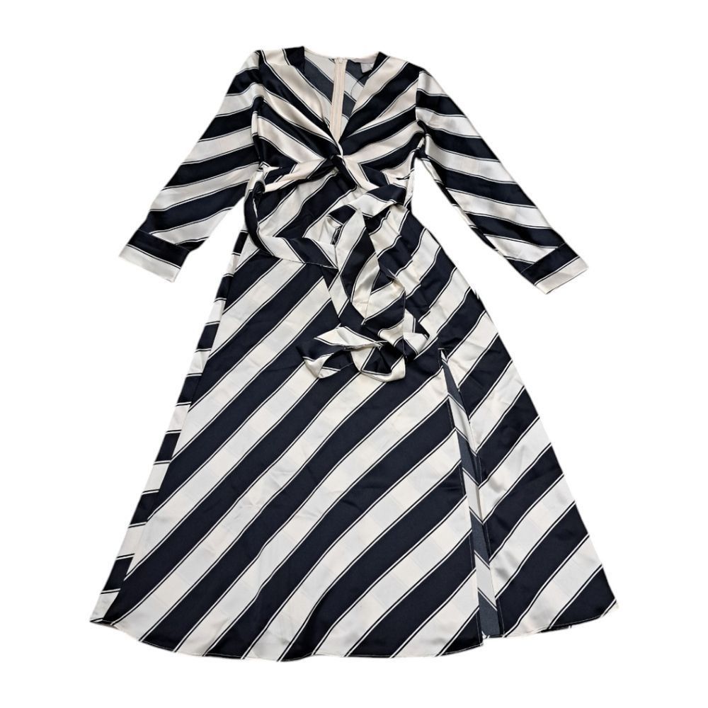 H&M H&M Twist Detail V-Neck Satin Dress Size XS Cream/ Black Size XS / US 0-2 / IT 36-38 - 3 Thumbnail