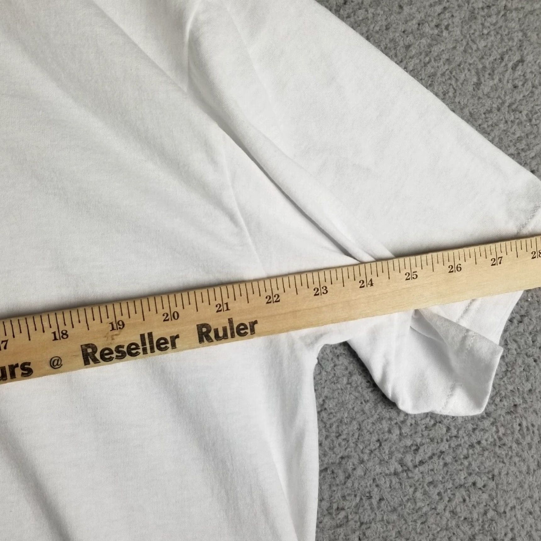 Vintage VINTAGE Revlon T-Shirt Unisex Adults XL White 90s Charlie Perfume Promo Cotton Short Sleeve Crew Neck Size US XL / EU 56 / 4 - 7 Thumbnail