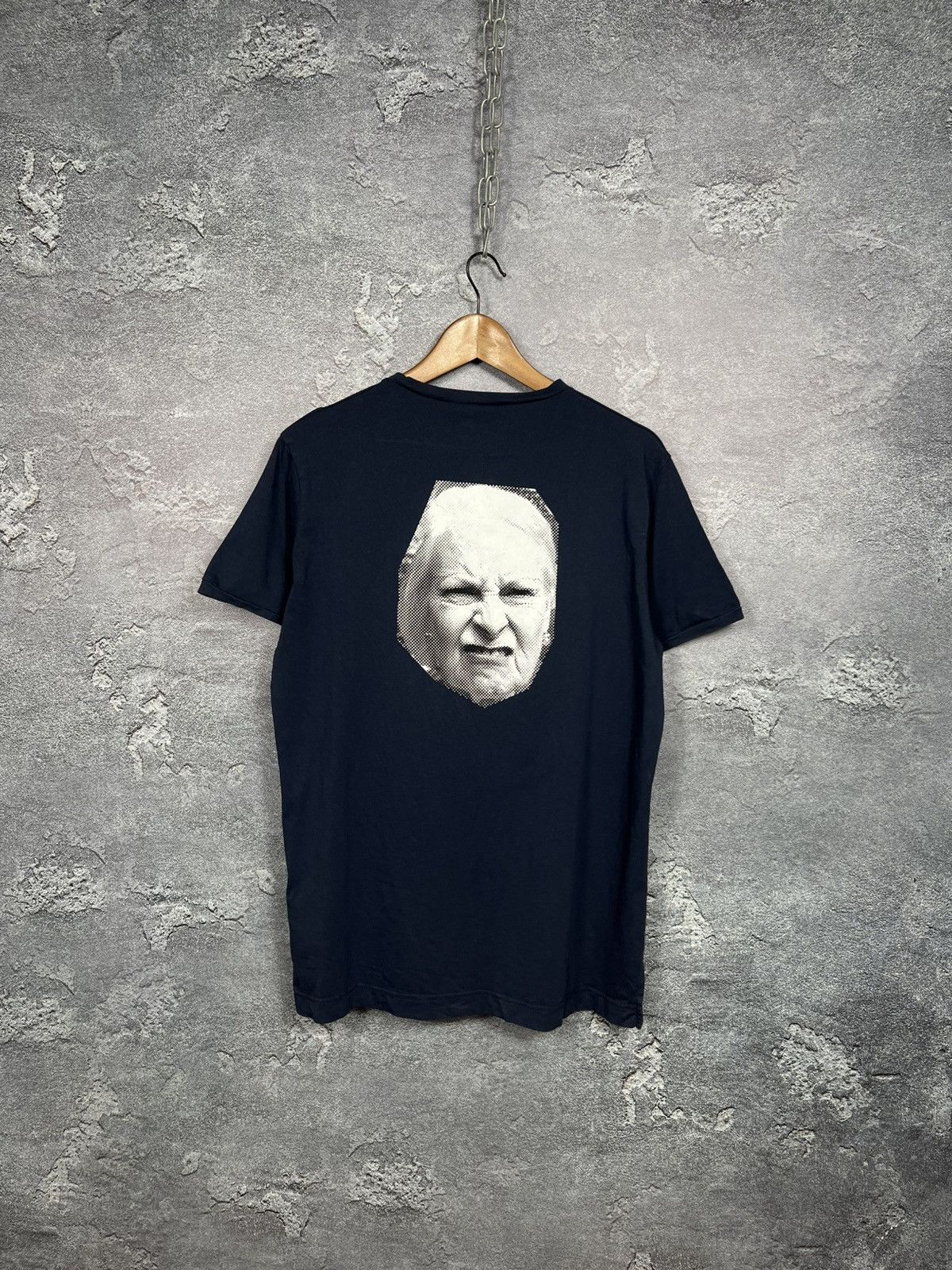 Vivienne Westwood Vivienne Westwood Face Logo 100% Organic Cotton T-shirt Tee Size US XL / EU 56 / 4 - 2 Thumbnail
