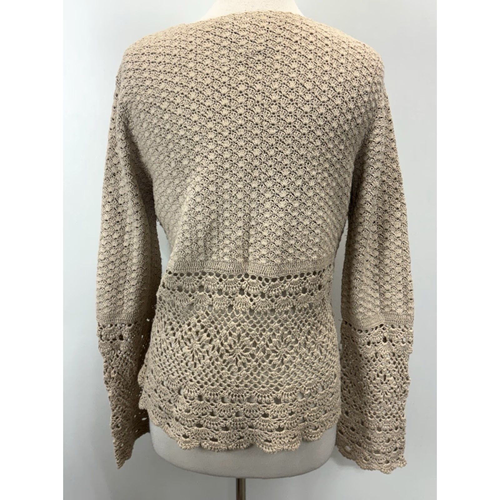 Vintage VINTAGE Tiara International Crochet Sweater Women’s Sz Medium Open-Knit Bohemian Bell Sleeve 90s Tan Women Size M / US 6-8 / IT 42-44 - 3 Thumbnail