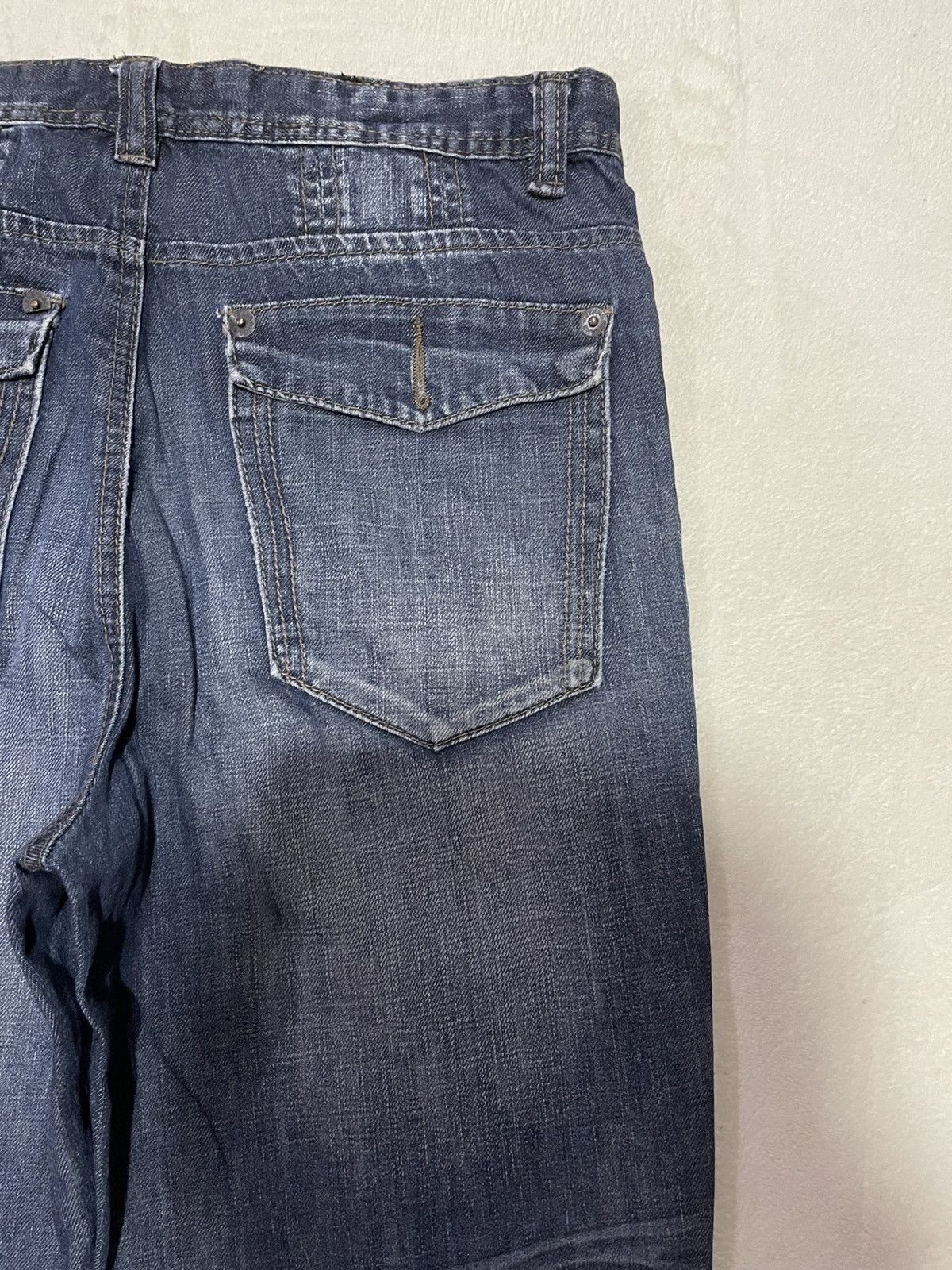 Giovanni Valentino Vintage Giovanni Valentino Mudwash Distressed Denim Jeans Size US 32 / EU 48 - 13 Thumbnail
