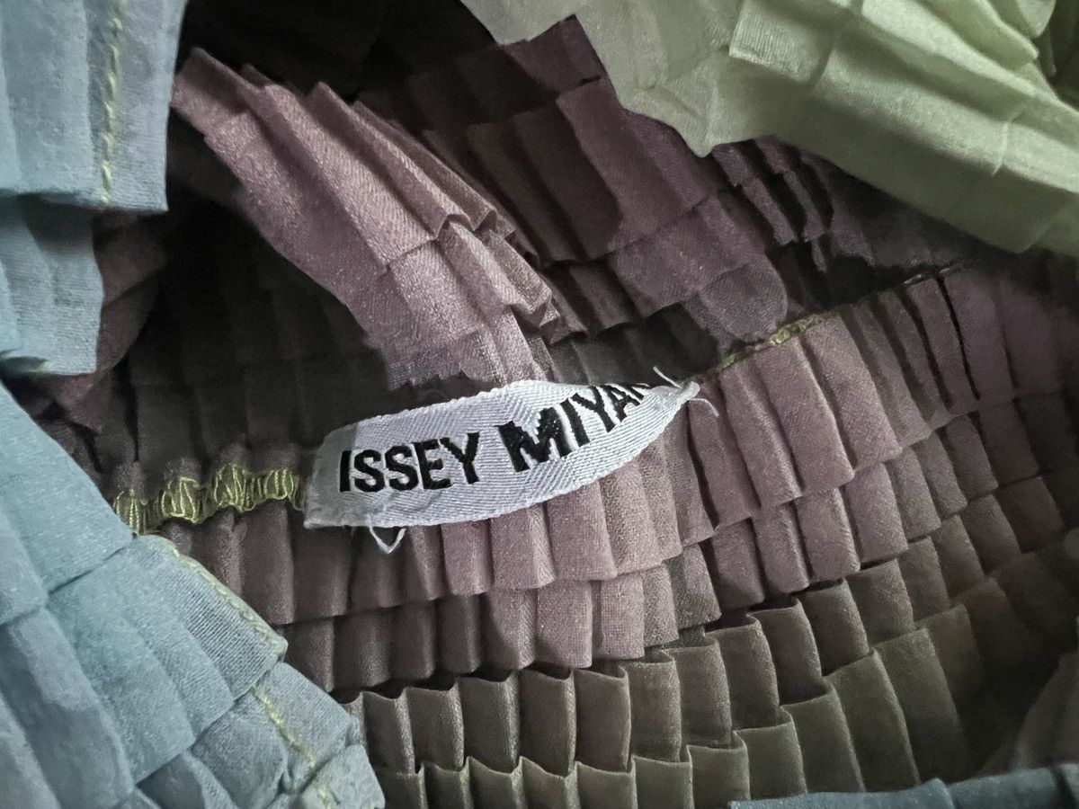 Issey Miyake Issey Miyake : Pleats Please Long Sleeve Multicolor Green Size ONE SIZE - 14 Thumbnail