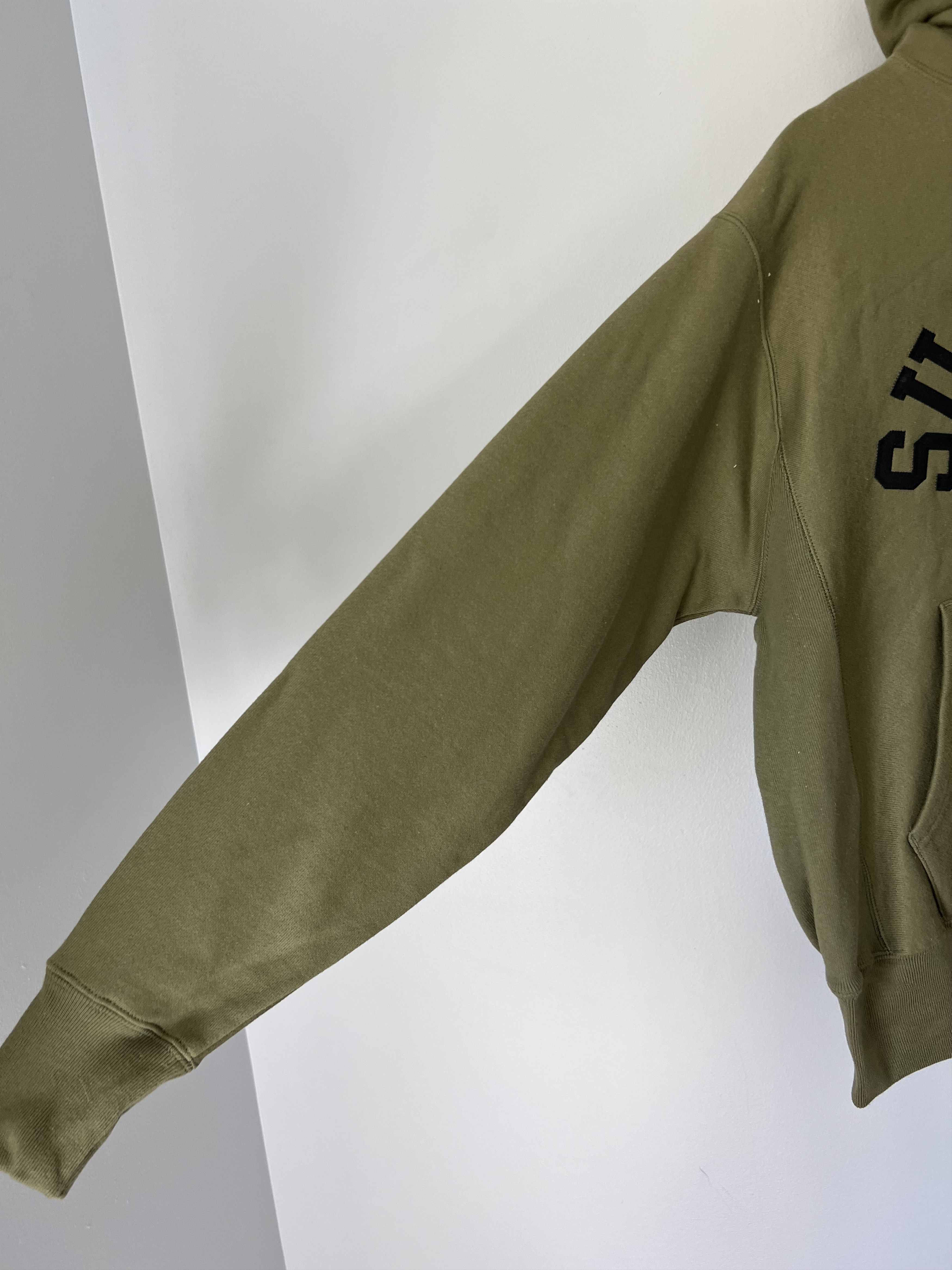 Champion × Supreme Supreme Champion Arc Logo Hoodie in Olive Green Size US M / EU 48-50 / 2 - 3 Thumbnail