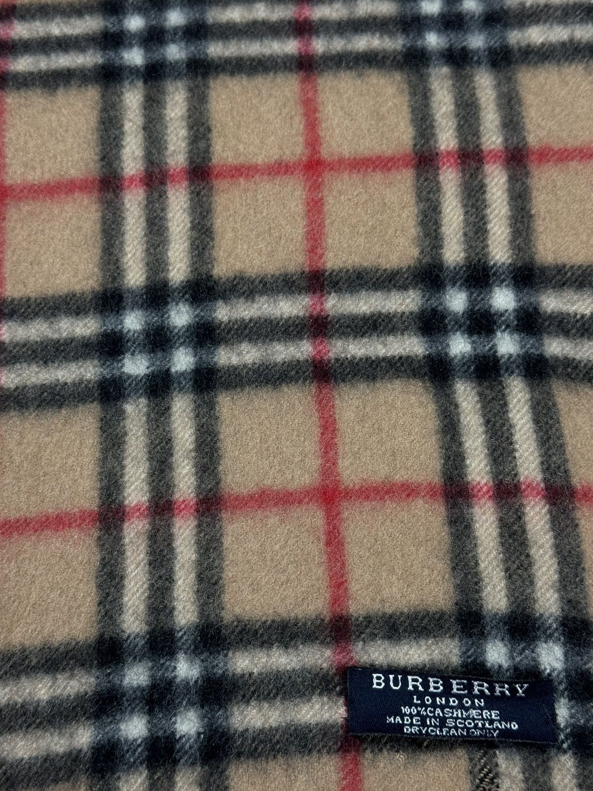 Burberry × Vintage Vintage cashmere scarf Burberry’s 90s original luxury item Size ONE SIZE - 2 Thumbnail