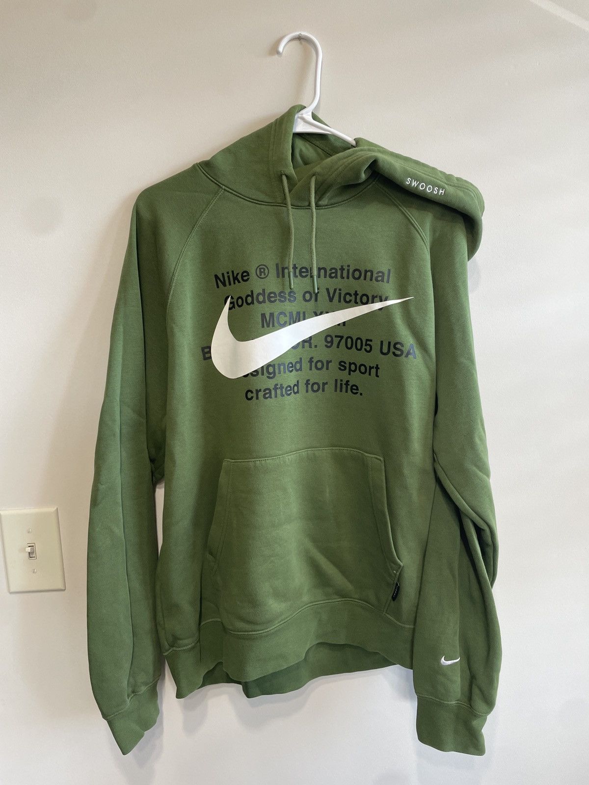 Nike Nike EU Green Goddess of Victory Hoodie VERY RARE Size US M / EU 48-50 / 2 - 1 Thumbnail