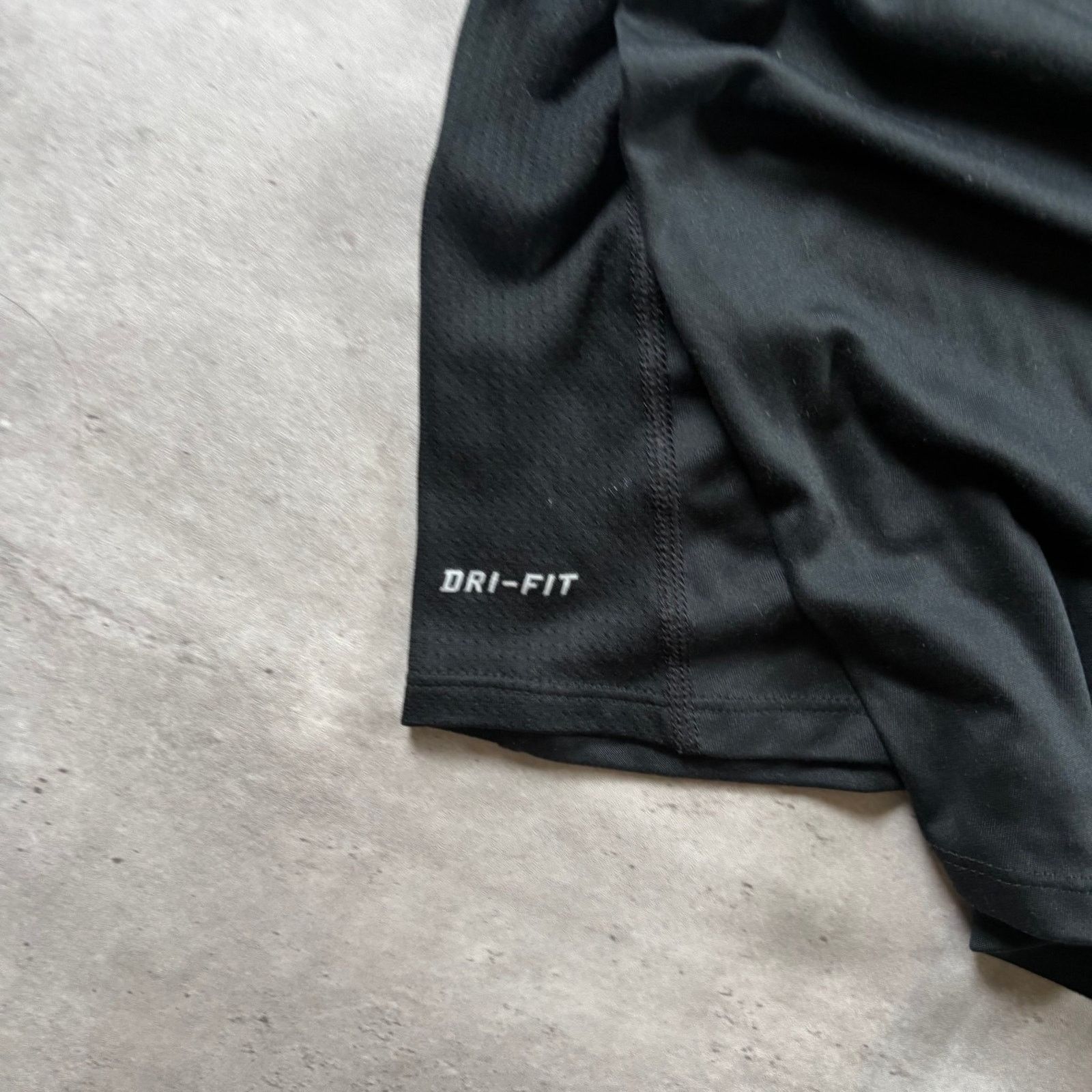 Nike Nike long sleeve Size XL / US 12-14 / IT 48-50 - 5 Thumbnail