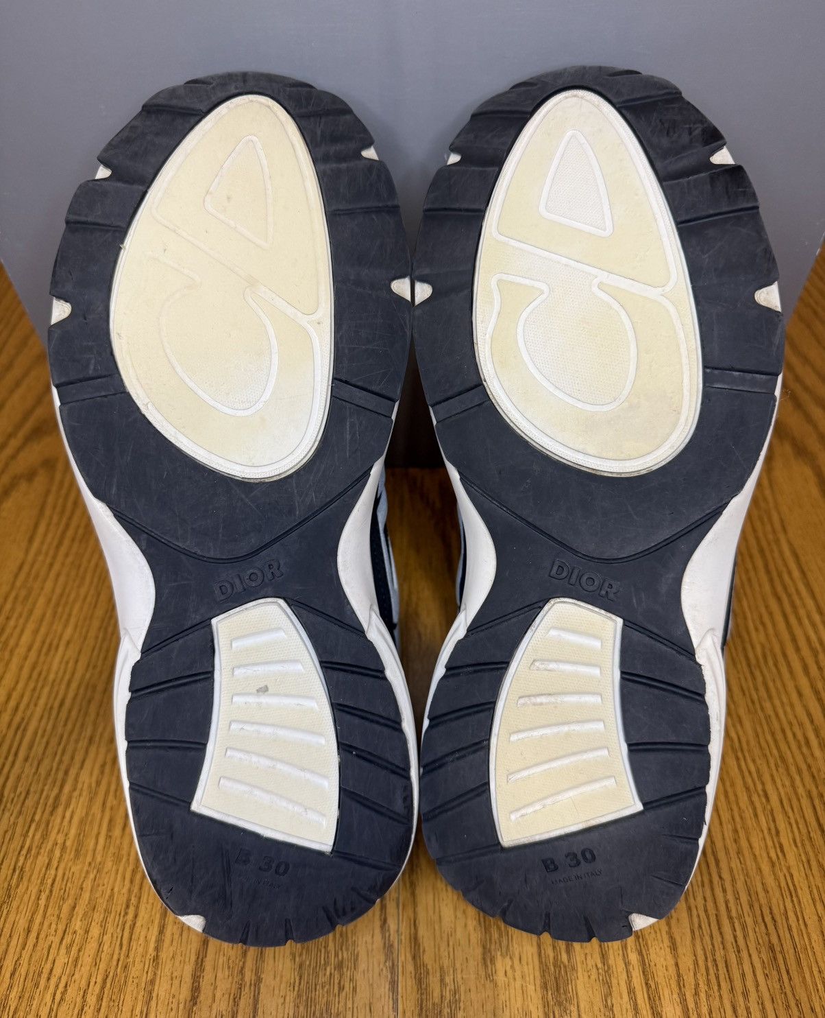 Dior Dior B30 Sneaker (Grey/Navy) Size US 9 / EU 42 - 6 Thumbnail