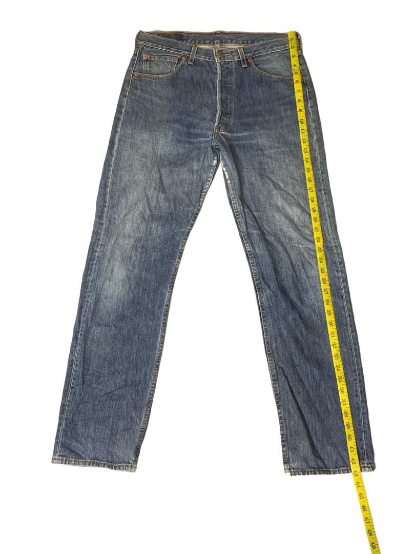 Levi's Vintage Clothing Vintage Levi’s 501 Distressed Denim Size US 33 - 11 Thumbnail