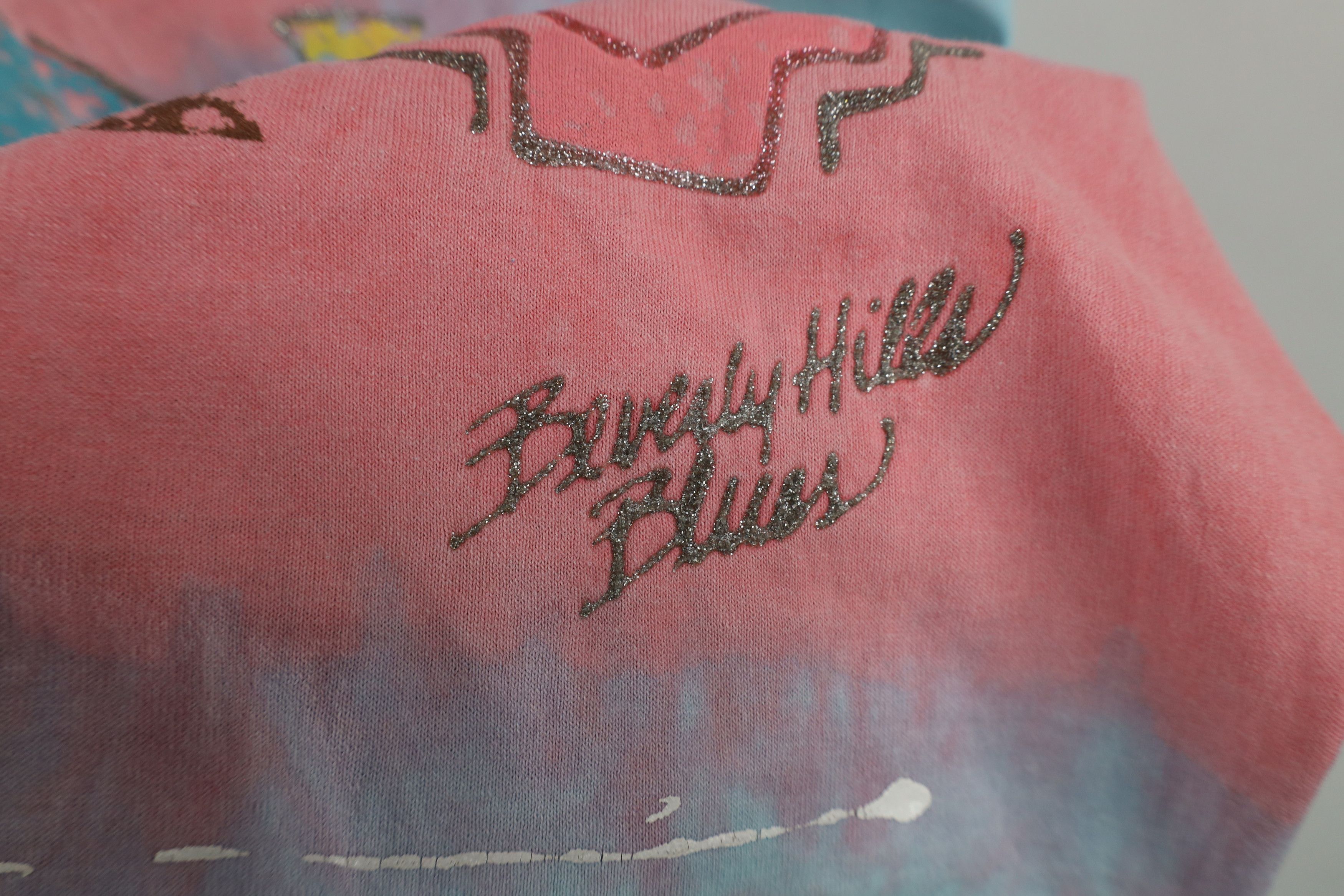 Vintage Vintage 90s Streetwear Eagle Beverly Hills Blues T-Shirt USA Size ONE SIZE - 4 Thumbnail