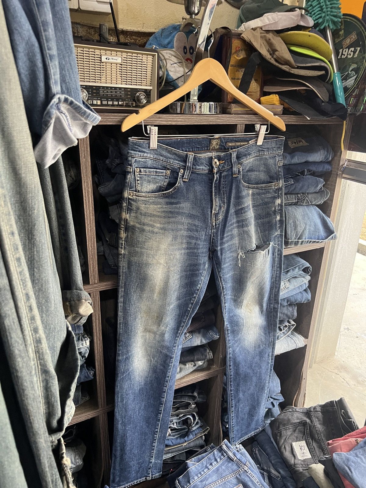 Japanese Brand 🔥Back Number Distressed Denim Size US 34 / EU 50 - 9 Thumbnail