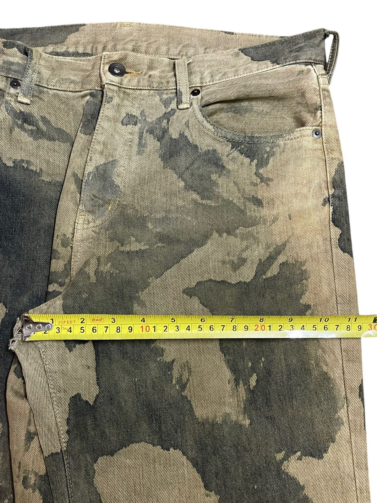 Uniqlo Vintage Japanese Uniqlo Painted Camouflage Style Jeans Size US 32 / EU 48 - 16 Thumbnail