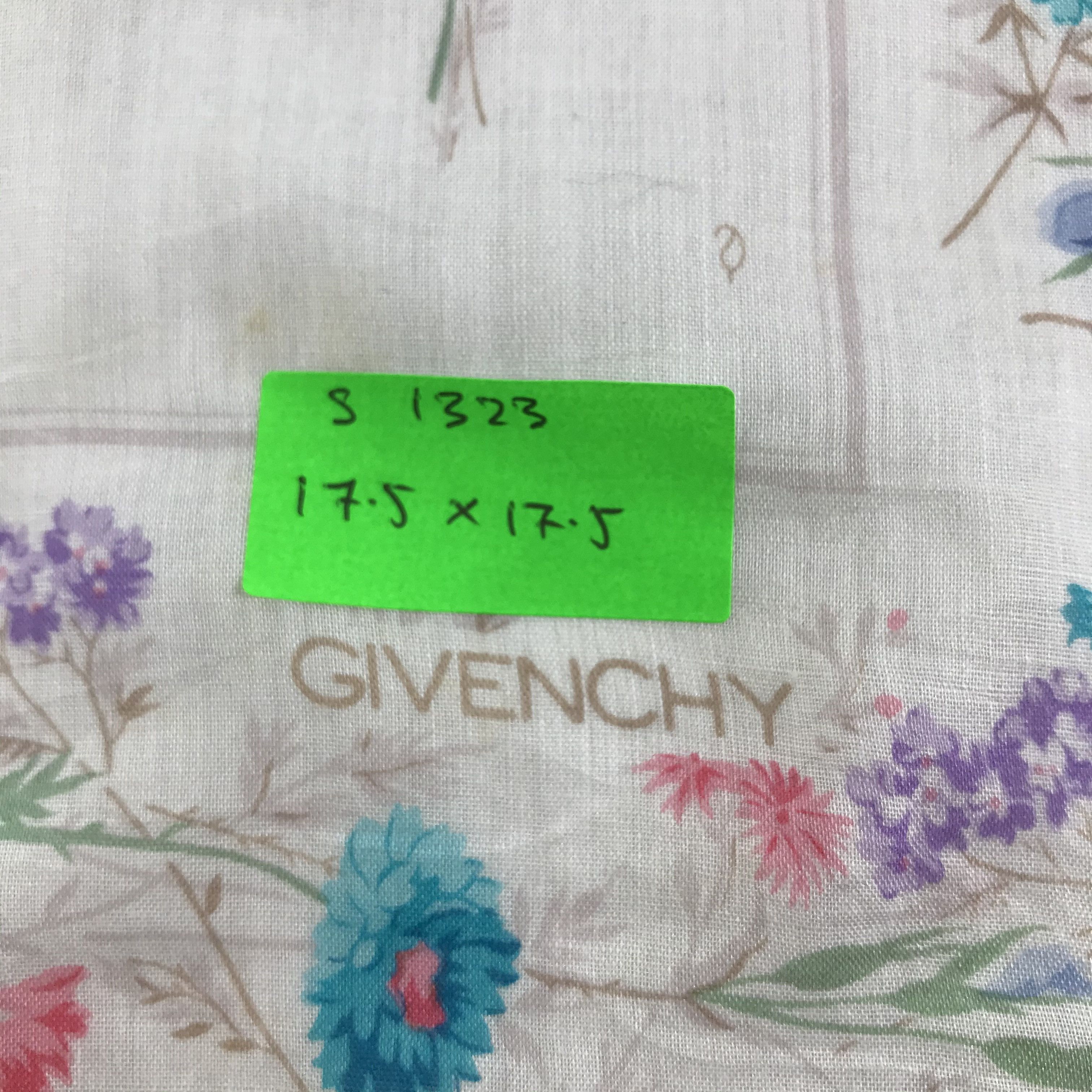 Vintage Givenchy Bandana / Handkerchief / Neckerchief - S1323 Size ONE SIZE - 5 Thumbnail