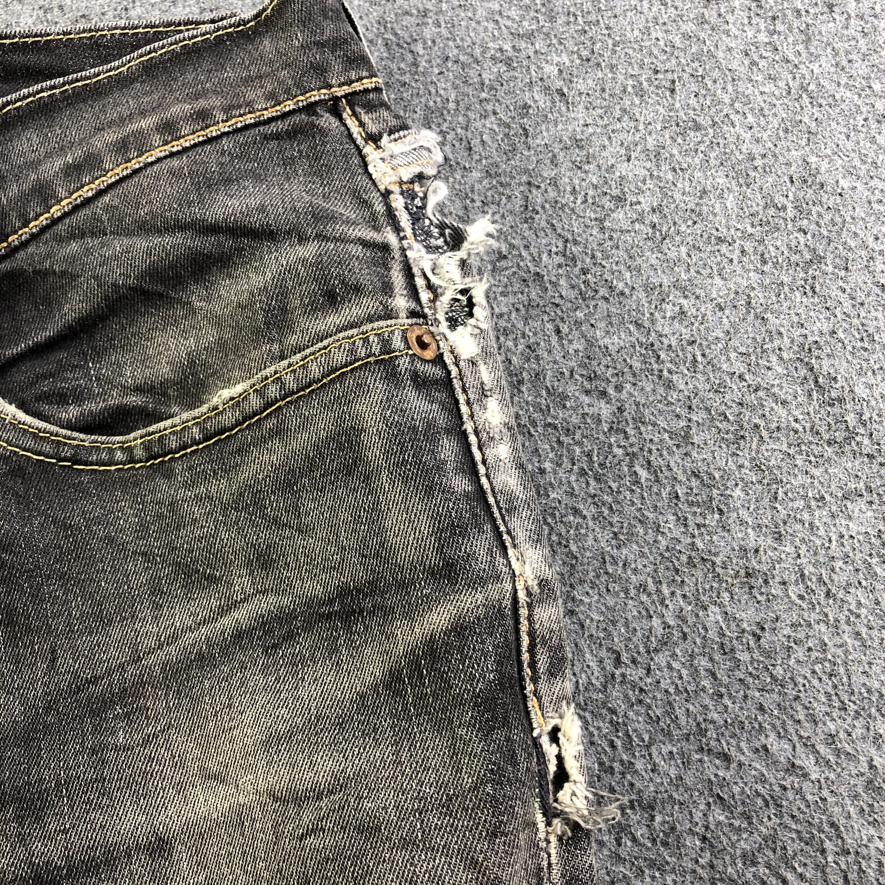 Levi's Vintage Levis 541 Jeans-J4064 Size US 35 - 9 Thumbnail