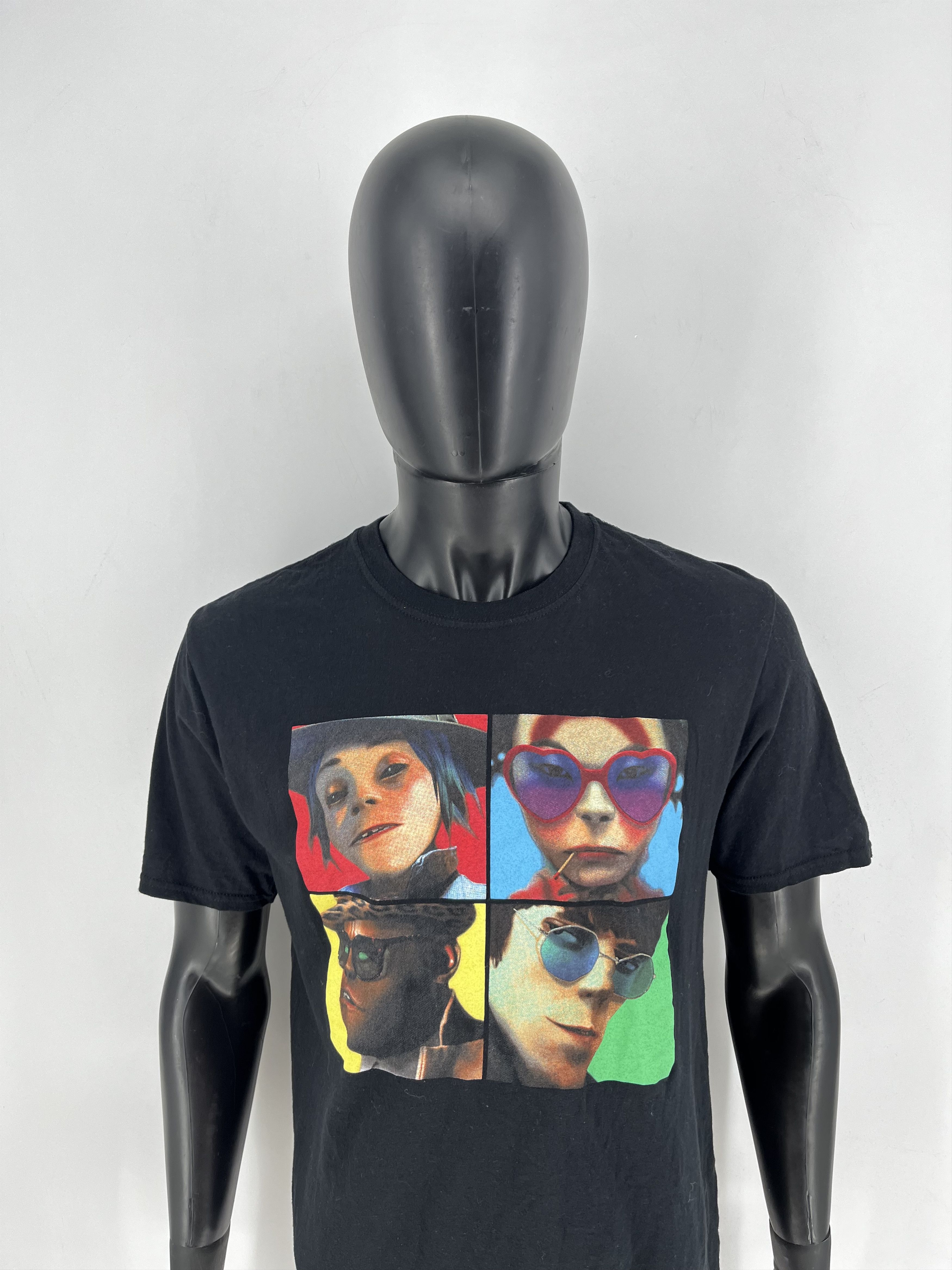Band Tees Vintage GORILLAZ Band T-shirt Promo Album Size L Size US L / EU 52-54 / 3 - 6 Thumbnail