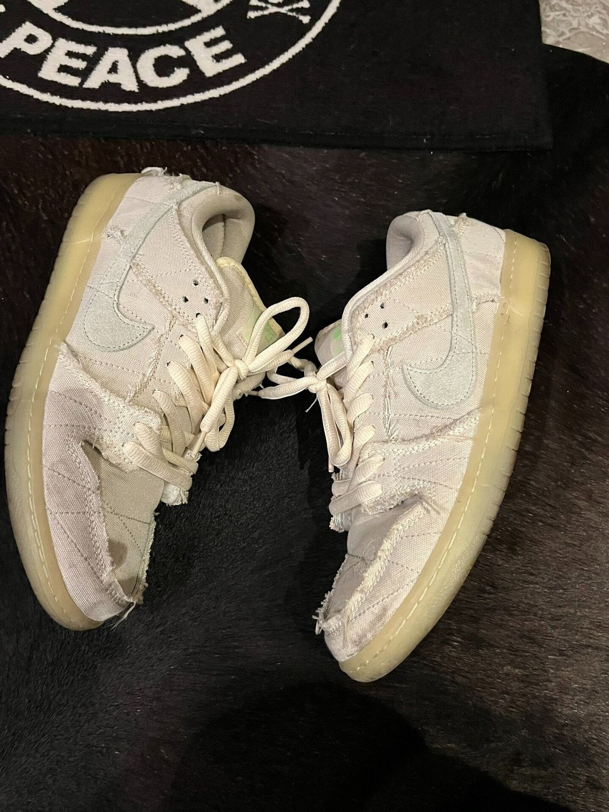 Nike Nike Dunk SB Low Halloween Mummy AAAA9 Size US 11.5 / EU 44-45 - 1 Thumbnail