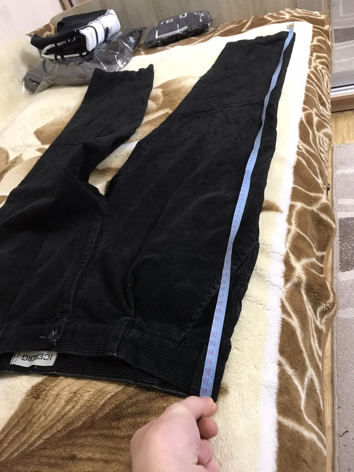 Iceberg 🔥 Rare Iceberg Disney Corduroy Pants Velvet Trousers Black Size US 32 / EU 48 - 9 Thumbnail