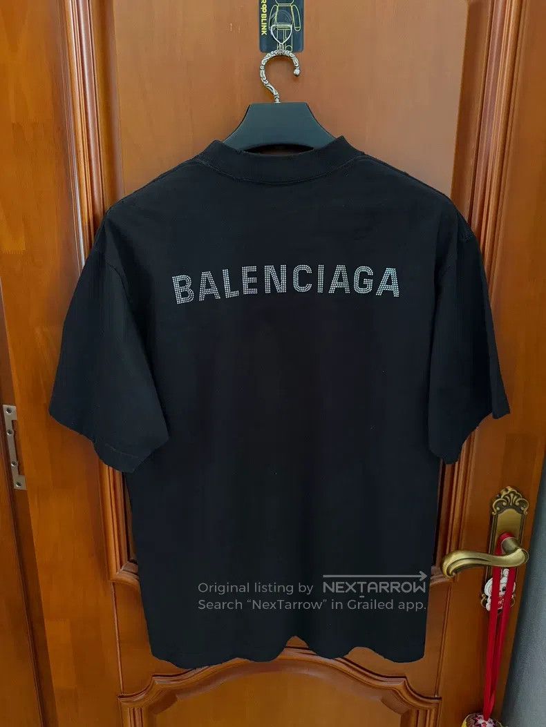 Balenciaga Balenciaga Front and Back Crystal Logo Destroyed Design Sh Size US S / EU 44-46 / 1 - 2 Thumbnail