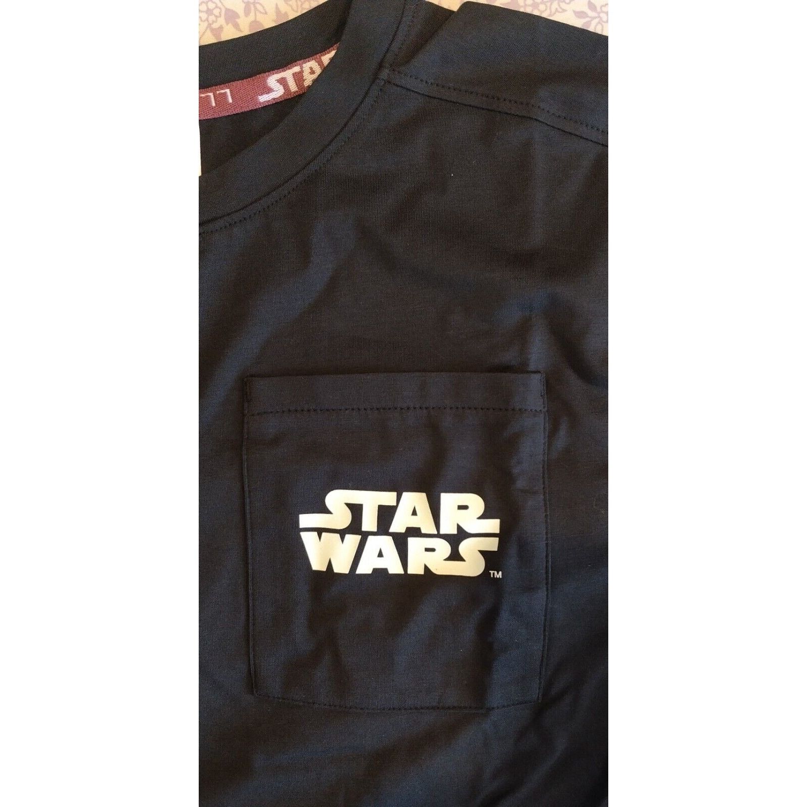 Disney NWT !! Disney Star Wars Black Pocket T-shirt Kids Size 11/12 Size US XXS / EU 40 - 2 Thumbnail