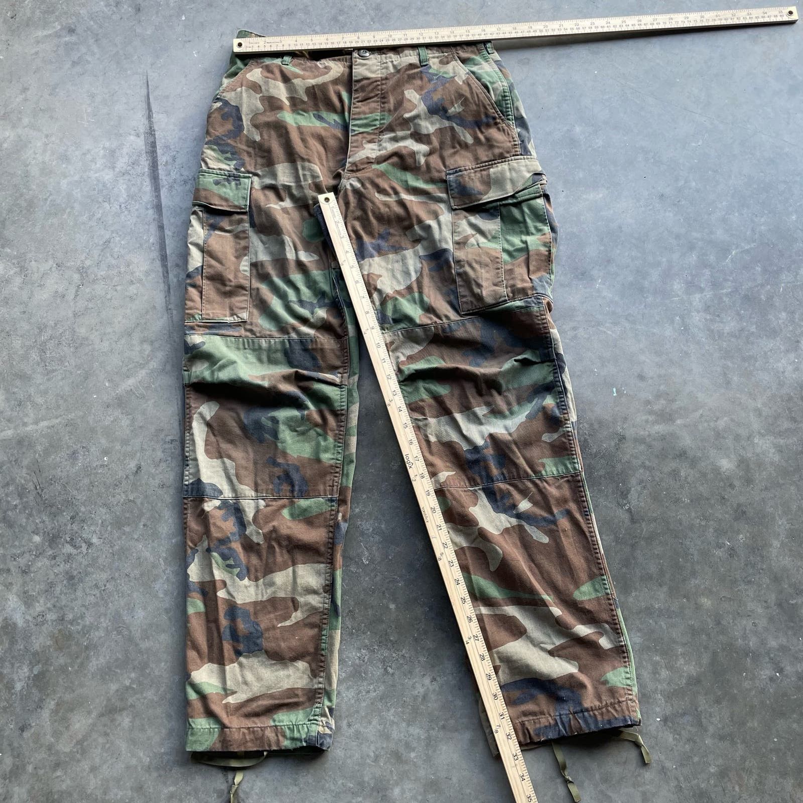 Vintage VINTAGY BAGGY CAMO MILITARY CARGO PARACHUTE PANTS 32X32 Size US 32 / EU 48 - 4 Thumbnail