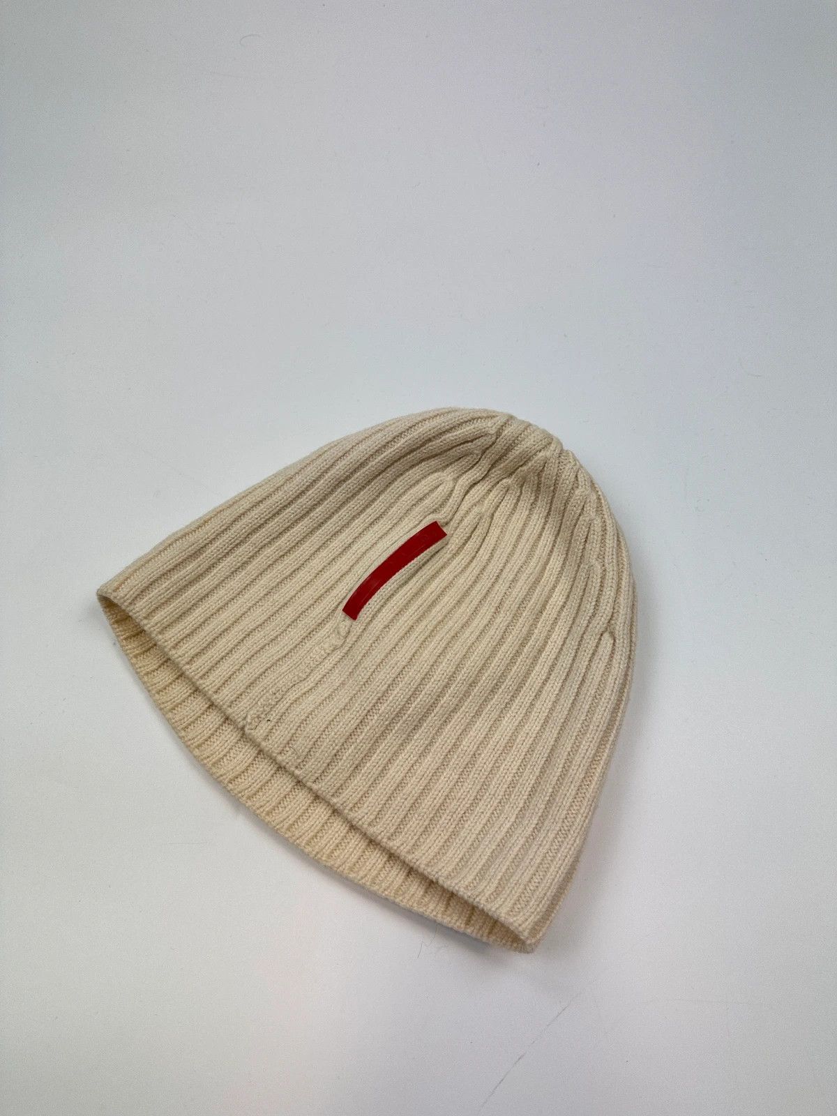 Prada Prada Sport FW2006 Cream White Ribbed Wool Beanie RedTab Size ONE SIZE - 4 Thumbnail