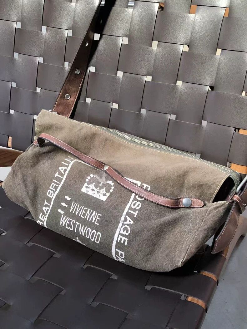 Vivienne Westwood Vivienne Westwood size os Used military uniform canvas bag Size ONE SIZE - 6 Thumbnail