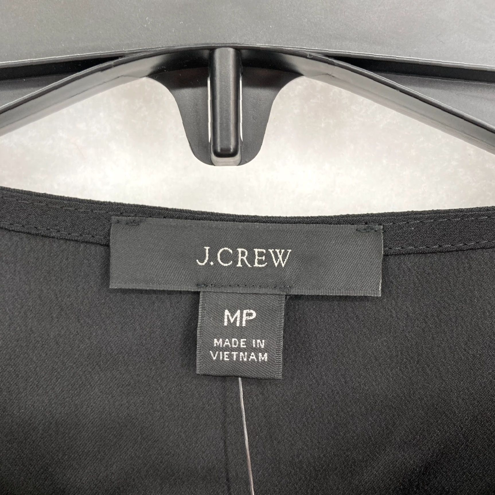 J.Crew J.CREW Puff Sleeve Satin Back Crepe Top Women's PM Petite Black Keyhole Neckline Size M / US 6-8 / IT 42-44 - 5 Thumbnail